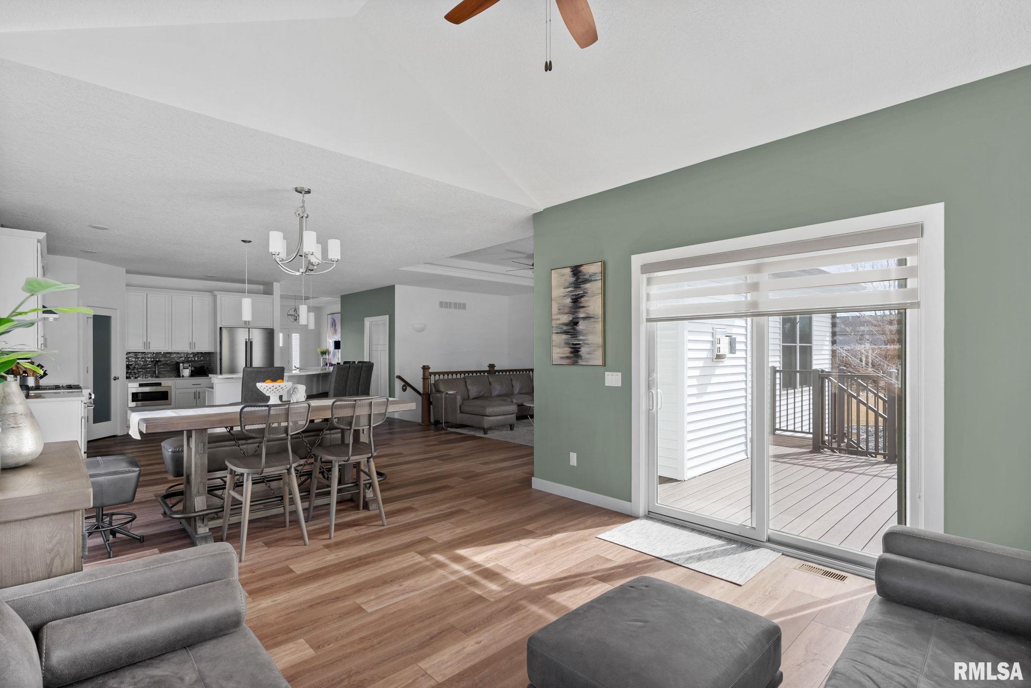 6452 Fairhaven Court, Davenport, Iowa image 10