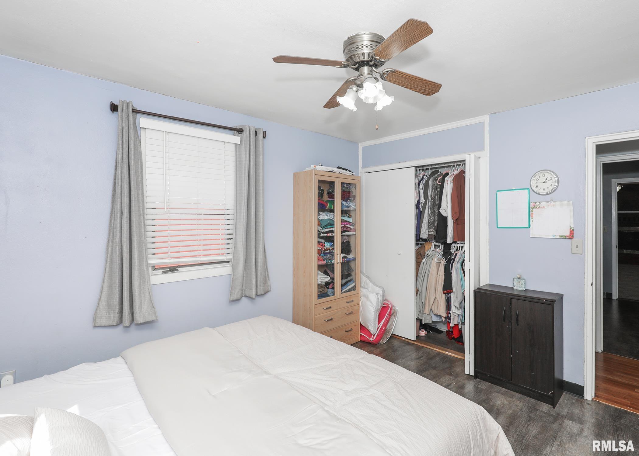 1009 38th Street, Moline, Illinois image 18