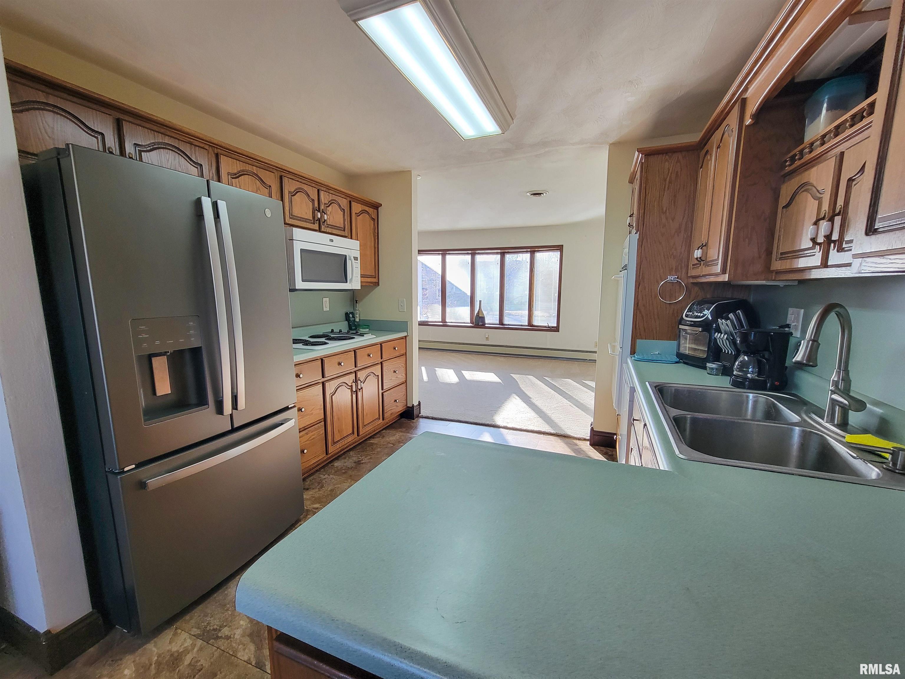 302 Country Club Estates Drive, Salem, Illinois image 20