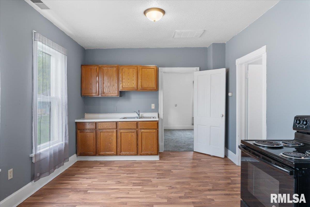 720 Wilkes Avenue, Davenport, Iowa image 14