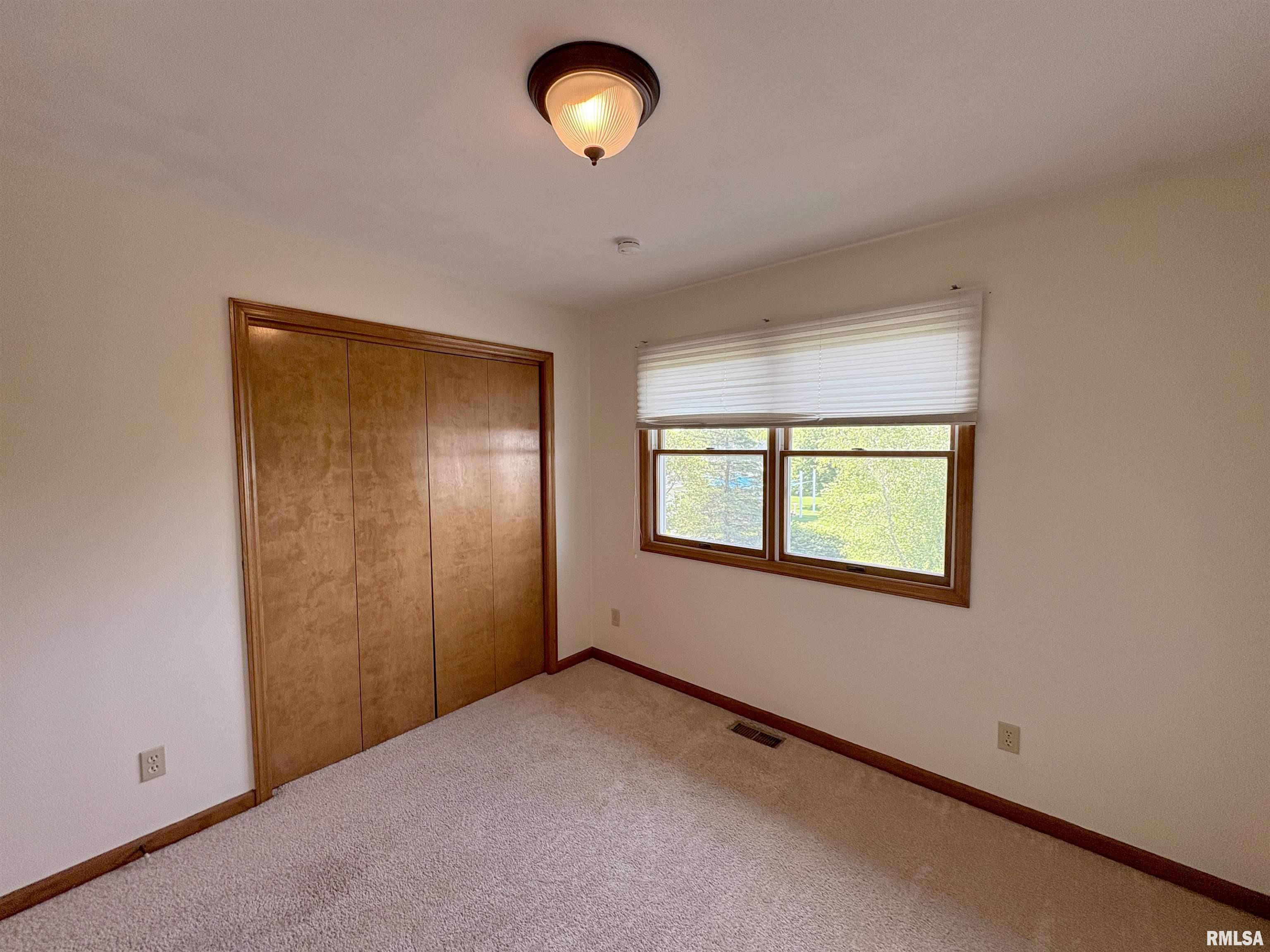 904 Dogwood Drive, Washington, Illinois image 37