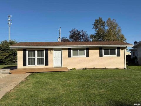 Homes For Sale - 307 N 15th Avenue<br/> Canton, IL 61520