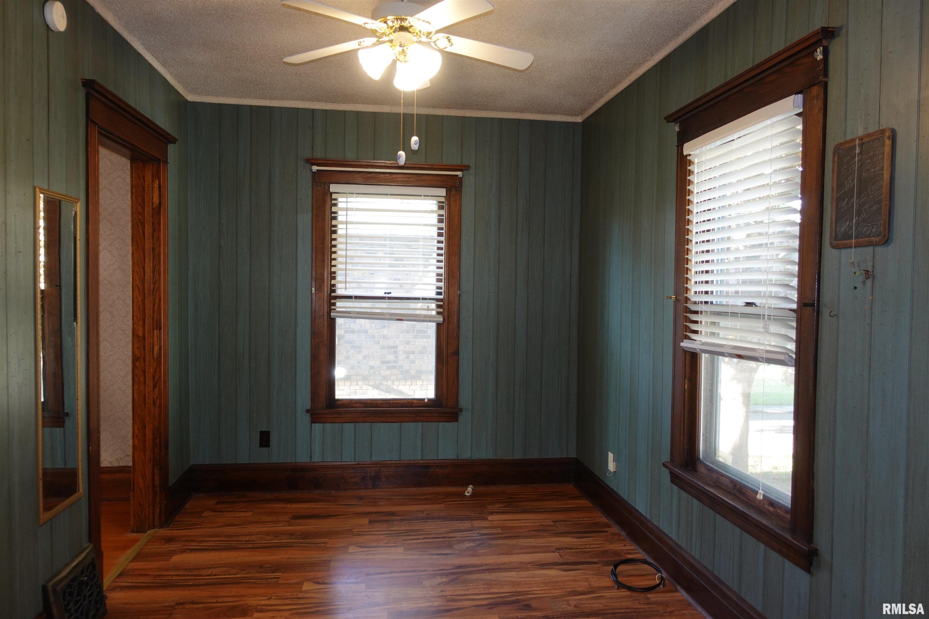 730 Jefferson Street, Galesburg, Illinois image 28