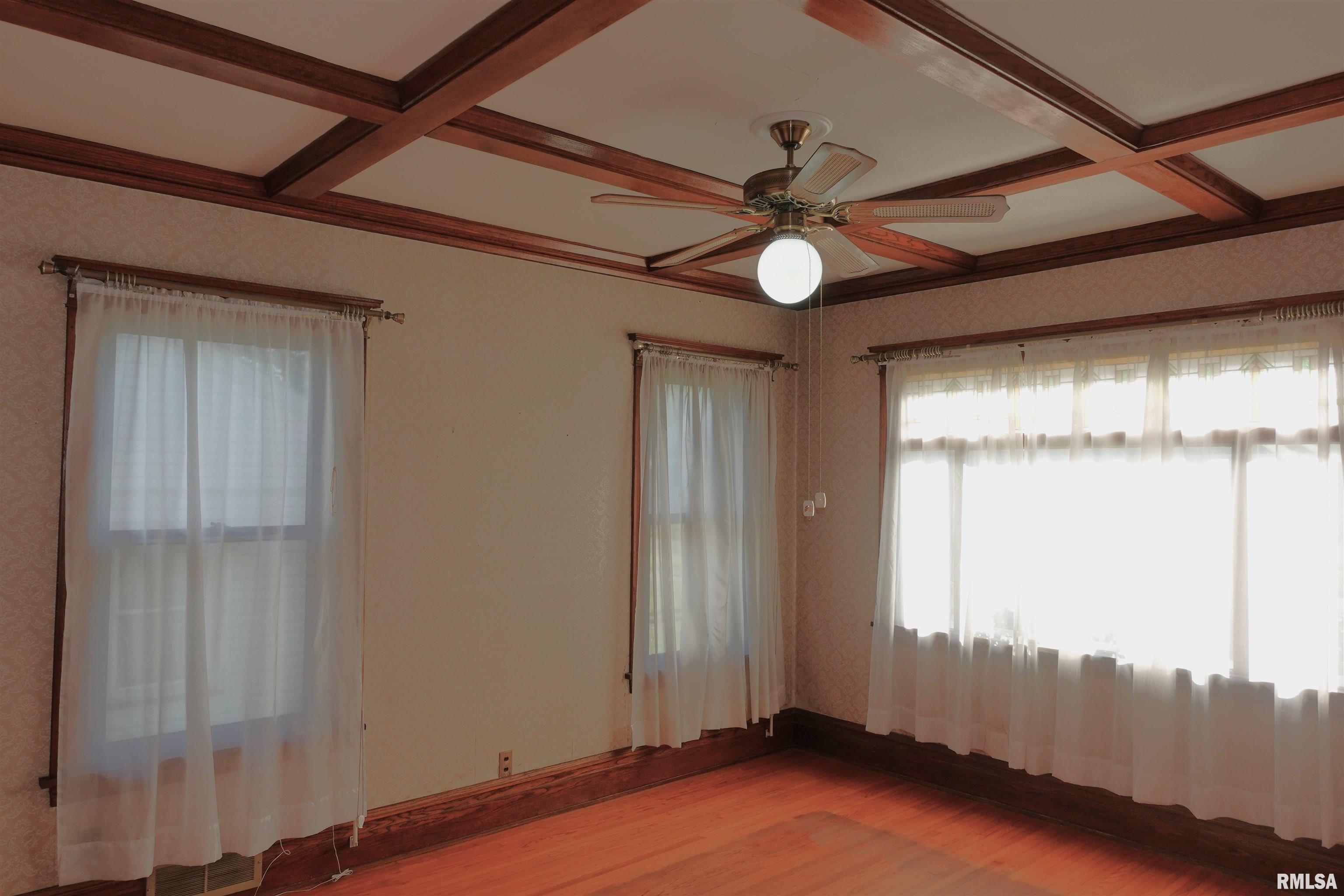 730 Jefferson Street, Galesburg, Illinois image 18