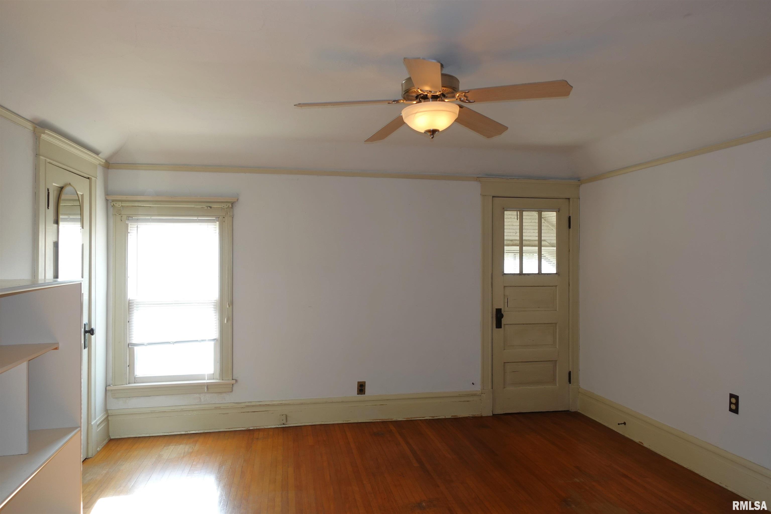 730 Jefferson Street, Galesburg, Illinois image 34