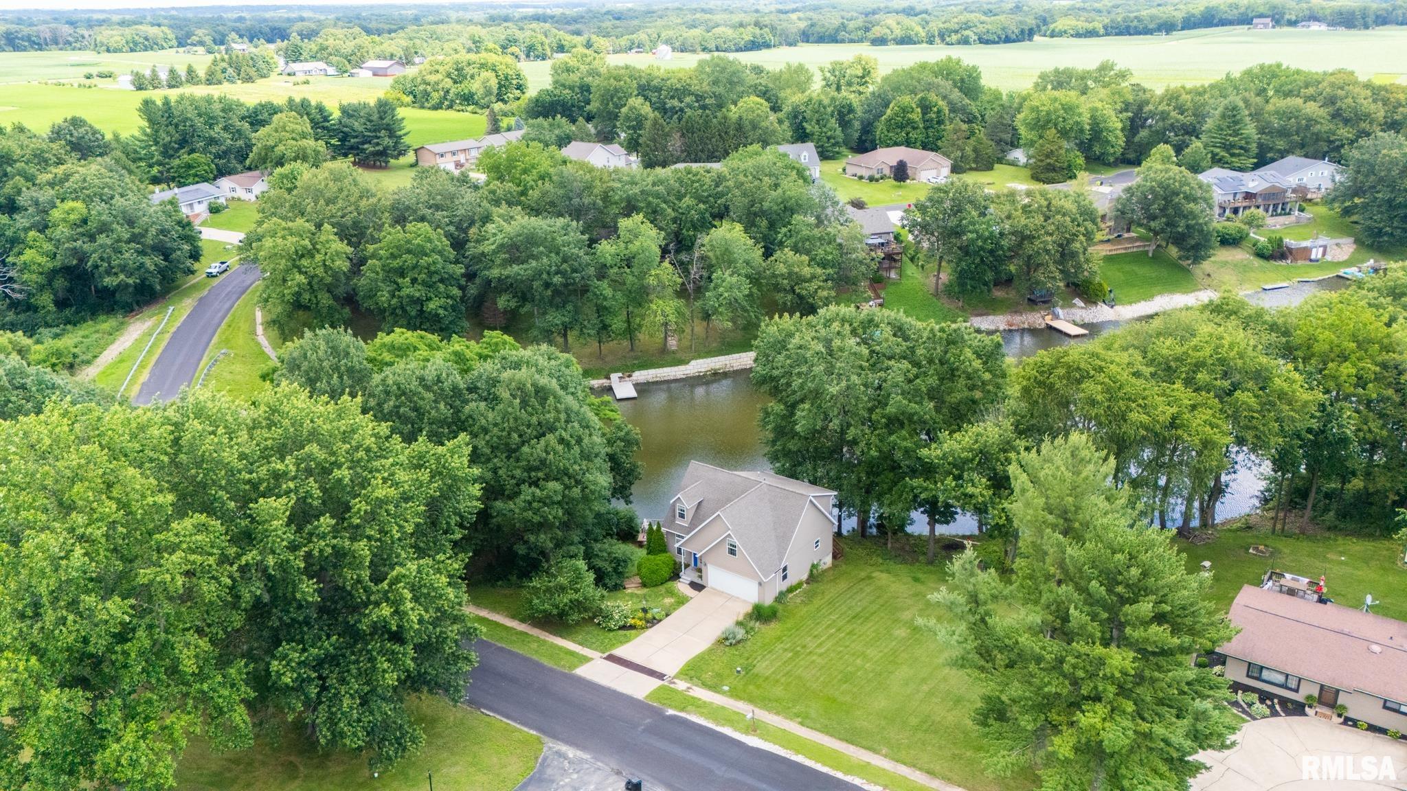Photo 1 of 51 — 4104 S LAKE CAMELOT Drive, Mapleton, IL 61547