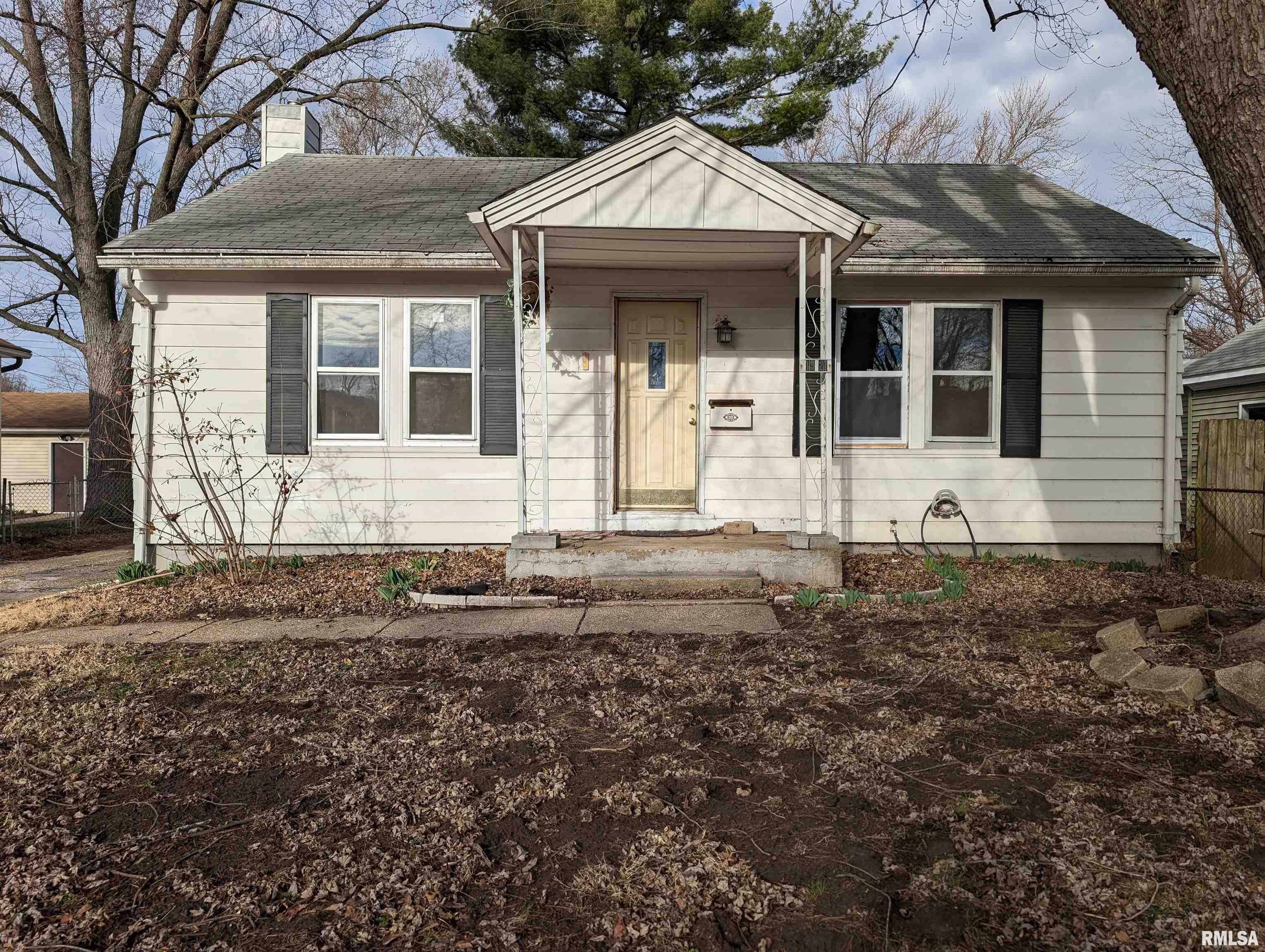1321 S 10th Street, Pekin, Illinois image 2