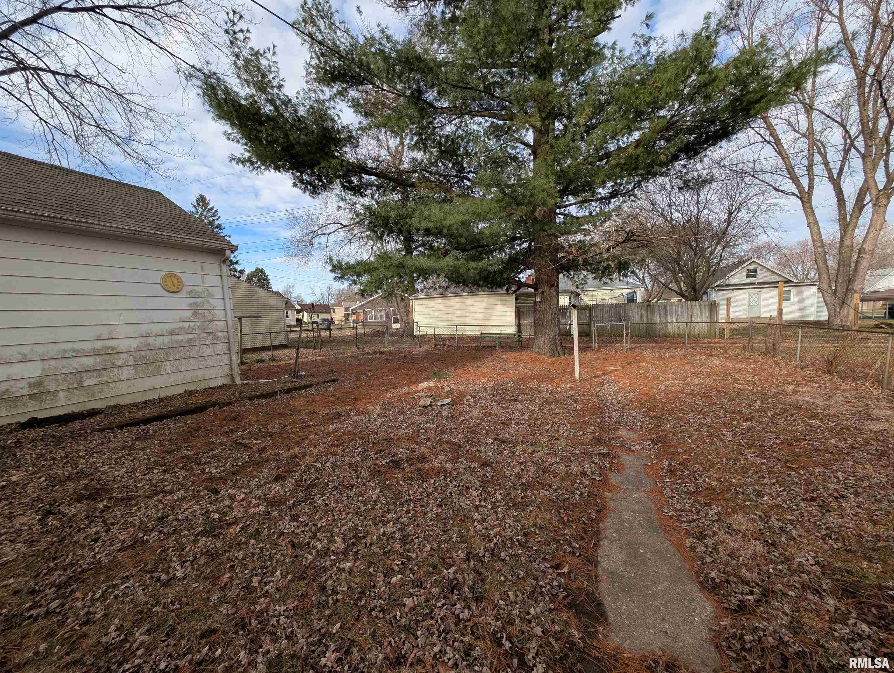 1321 S 10th Street, Pekin, Illinois image 19