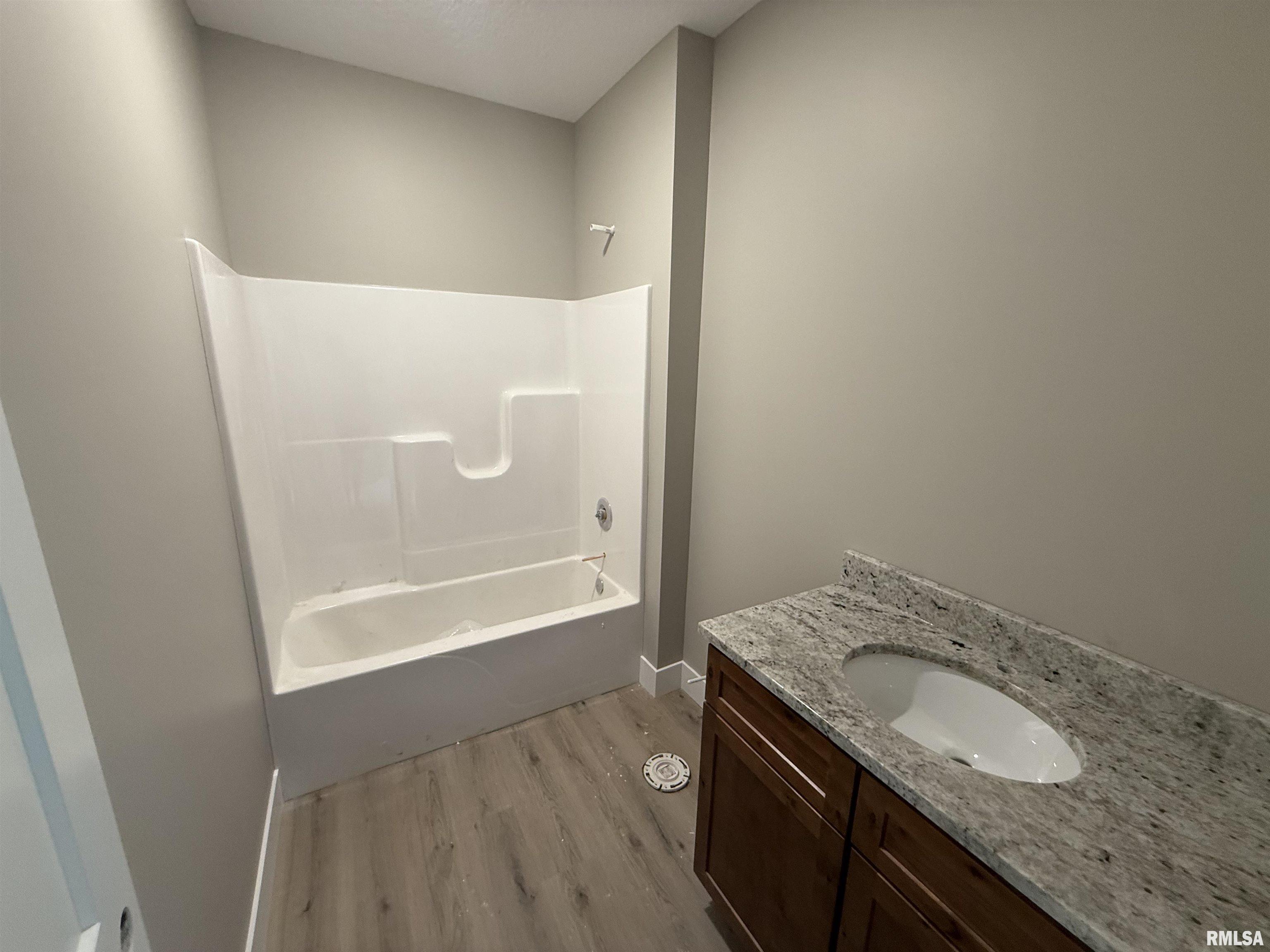 3129 W 34th Street, Davenport, Iowa image 18