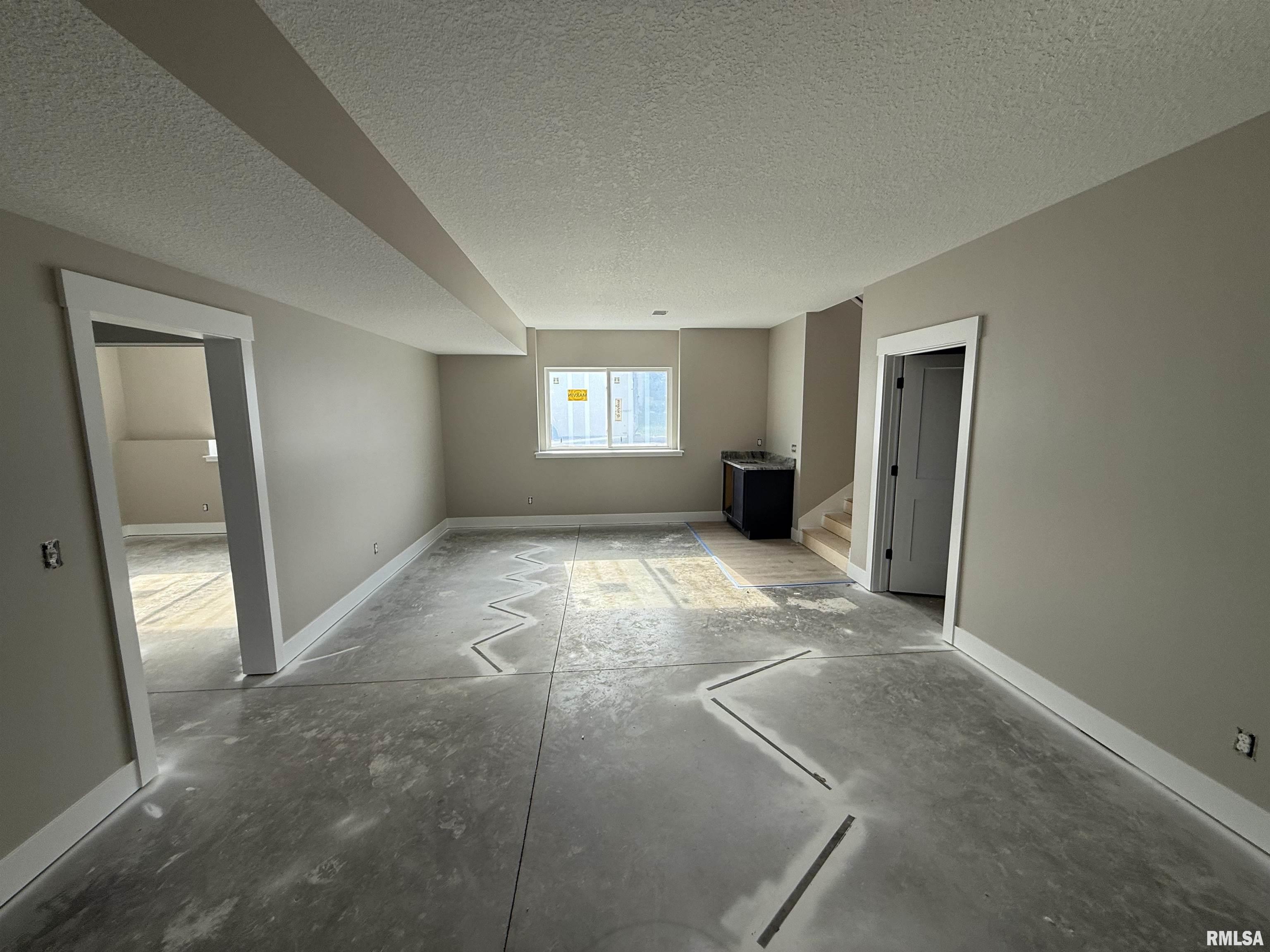 3129 W 34th Street, Davenport, Iowa image 14