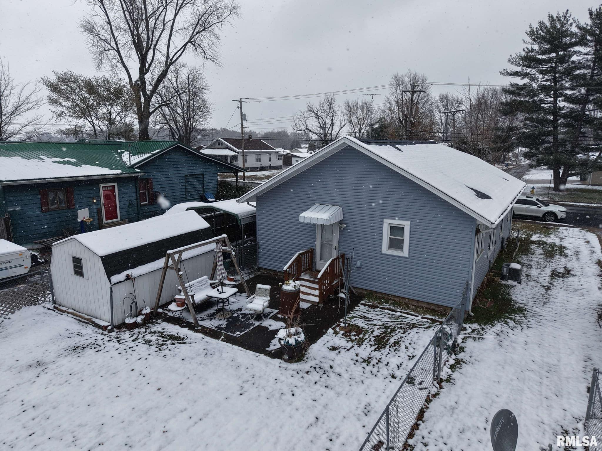 1203 N Mcleansboro Street, Benton, Illinois image 3