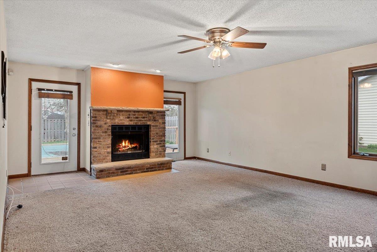 4031 Thornbrook Drive, Springfield, Illinois image 8