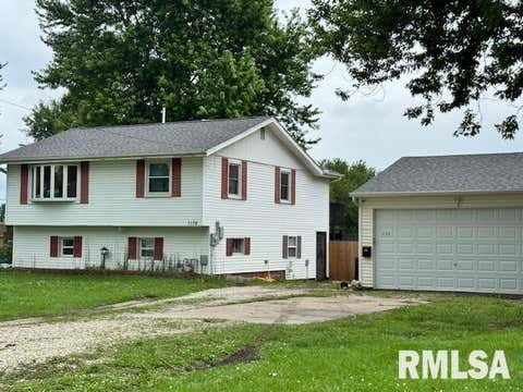 Homes For Sale - 1176 E Elm Street<br/> Canton, IL 61520