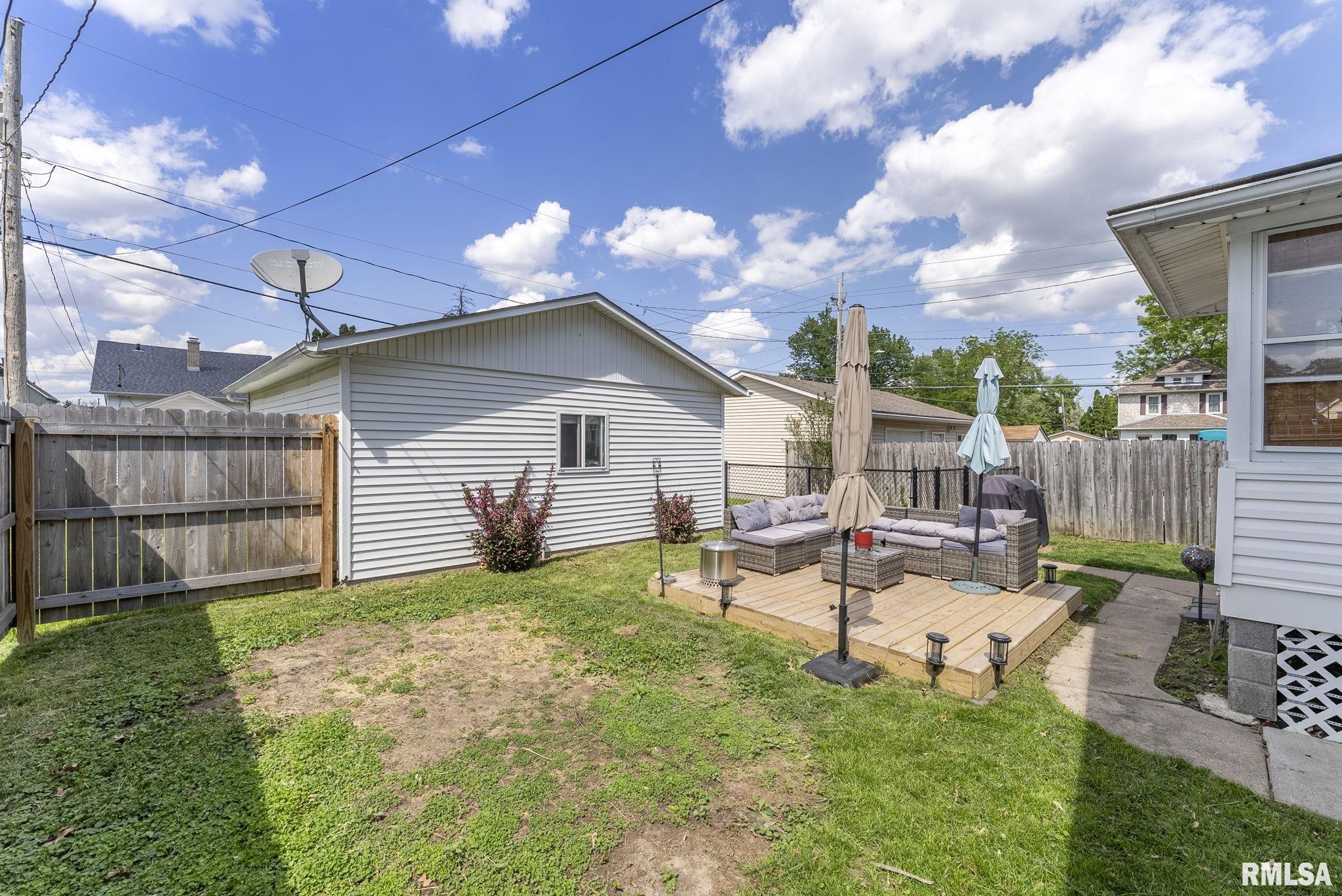 551 21st Avenue, Moline, Illinois image 26