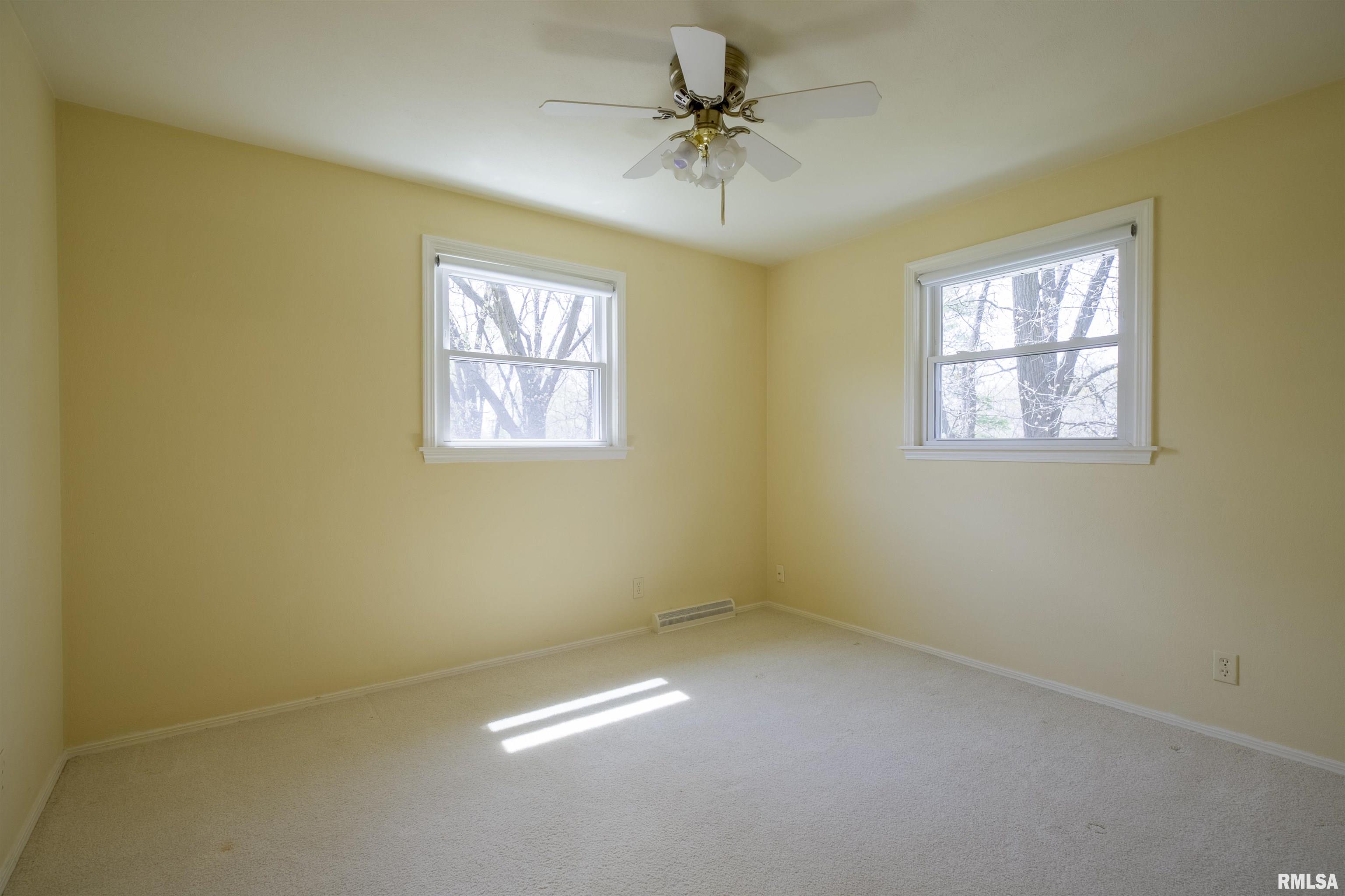 6613 N Greenmont Road, Peoria, Illinois image 31