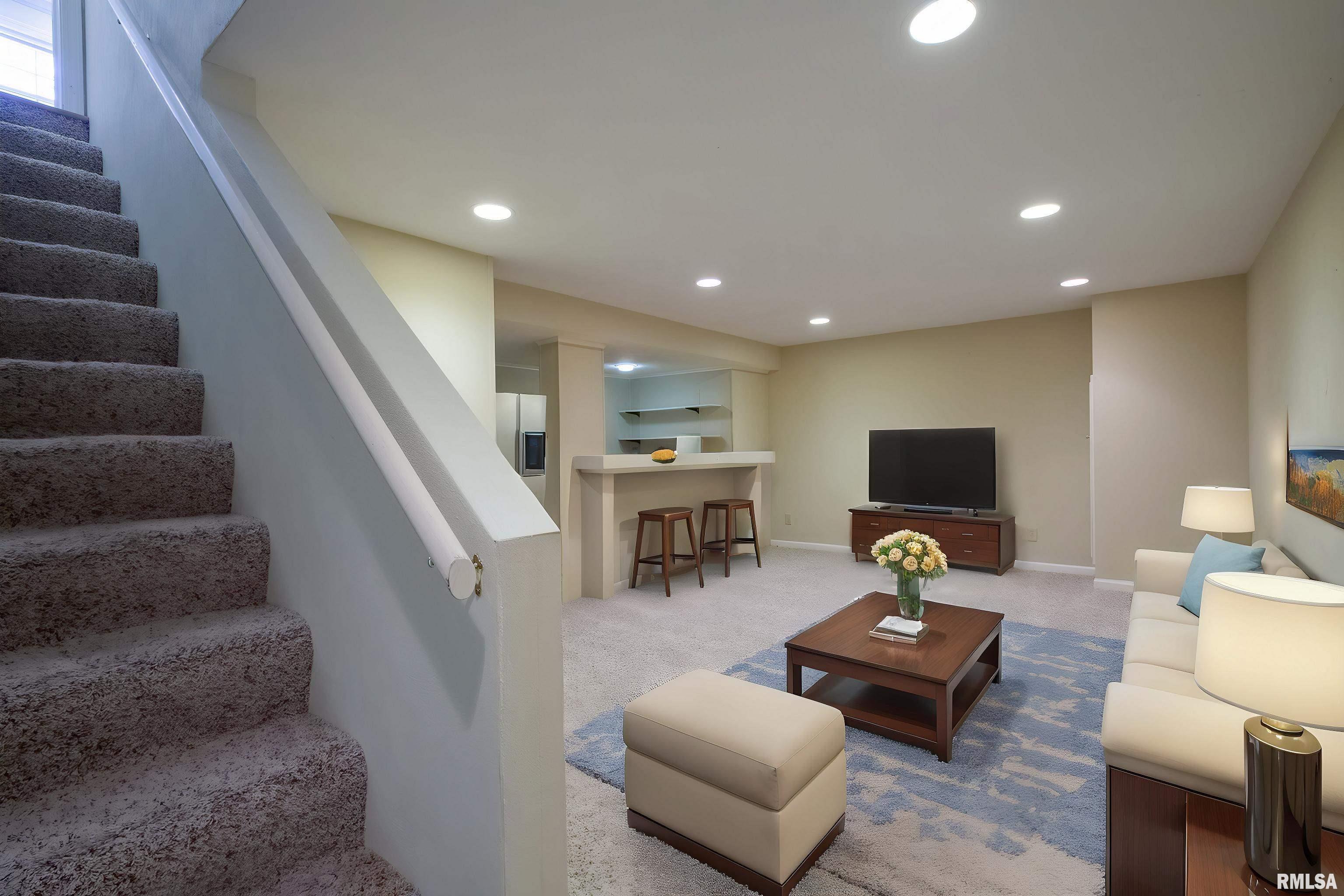 6613 N Greenmont Road, Peoria, Illinois image 37
