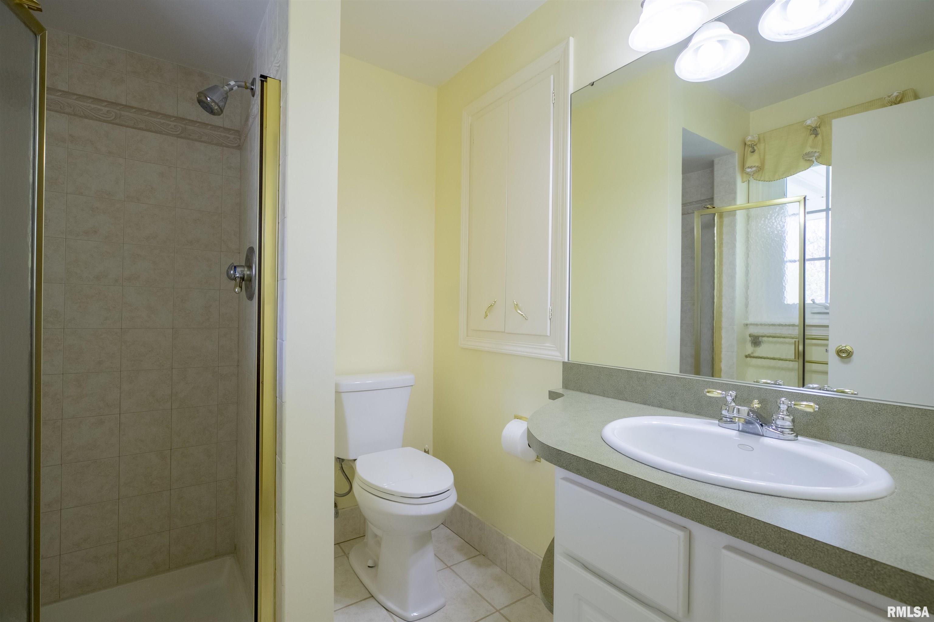 6613 N Greenmont Road, Peoria, Illinois image 35