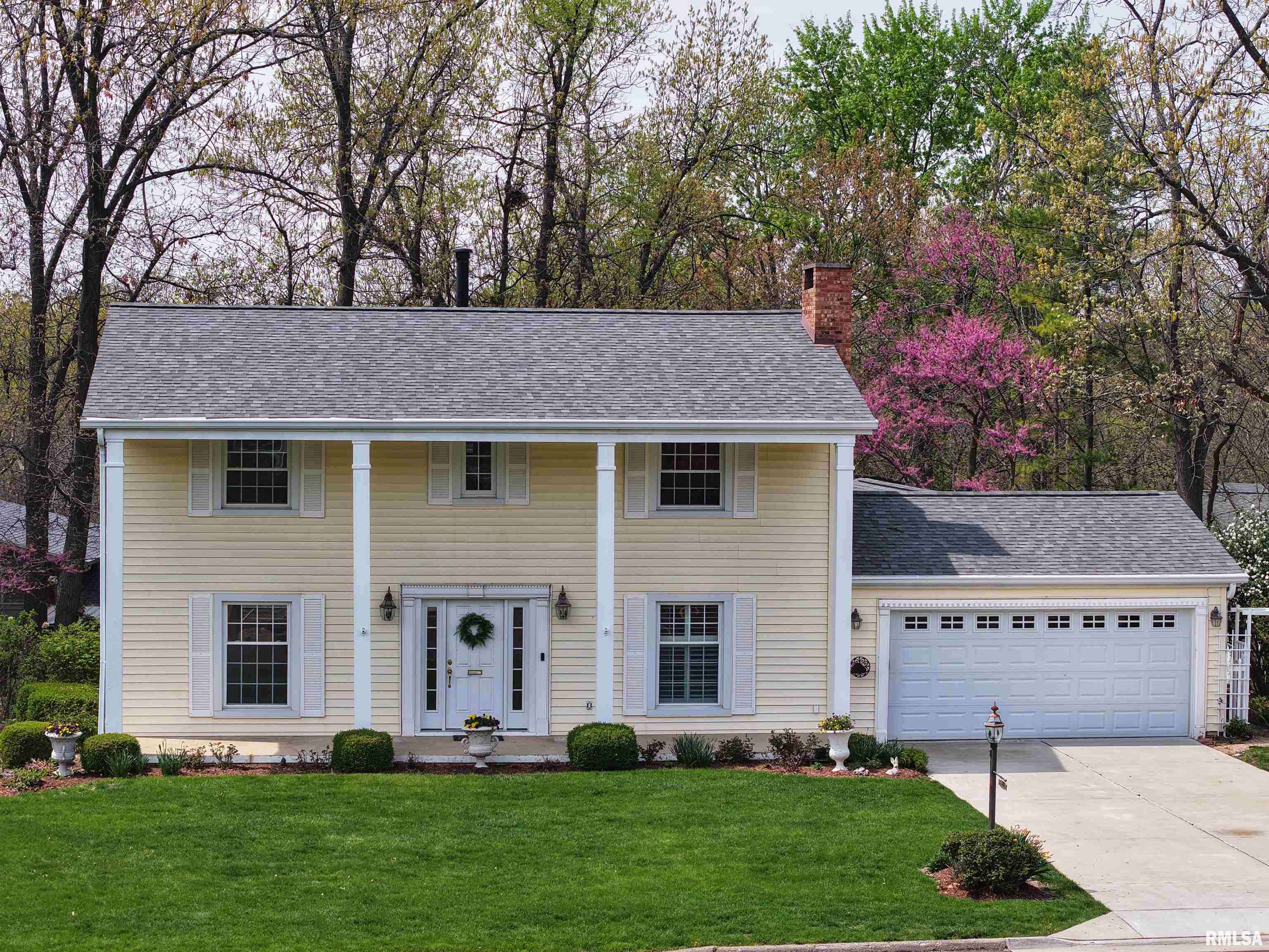 6613 N Greenmont Road, Peoria, Illinois image 1