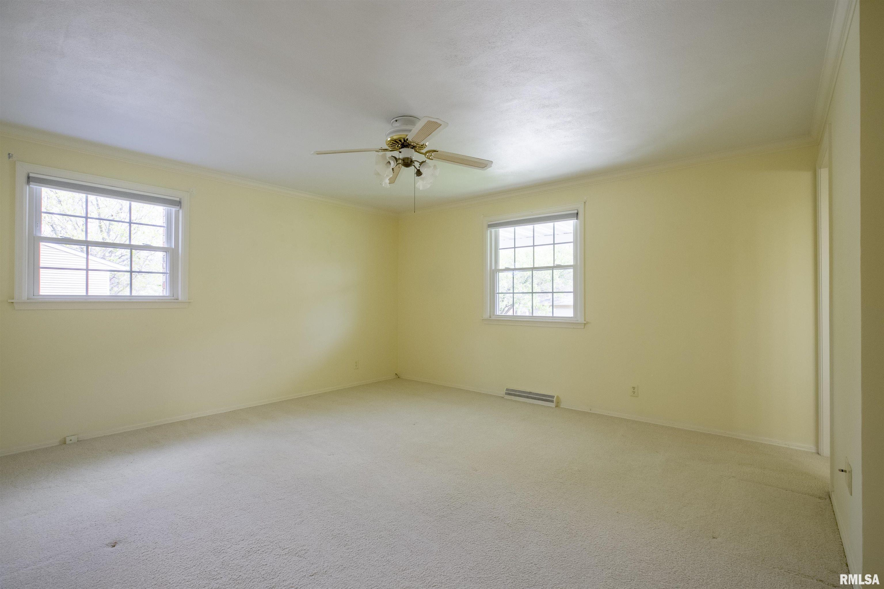 6613 N Greenmont Road, Peoria, Illinois image 32