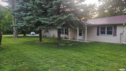 Homes For Sale - 15030 E Pokihantus Drive<br/> Fulton County, Canton, IL 61520