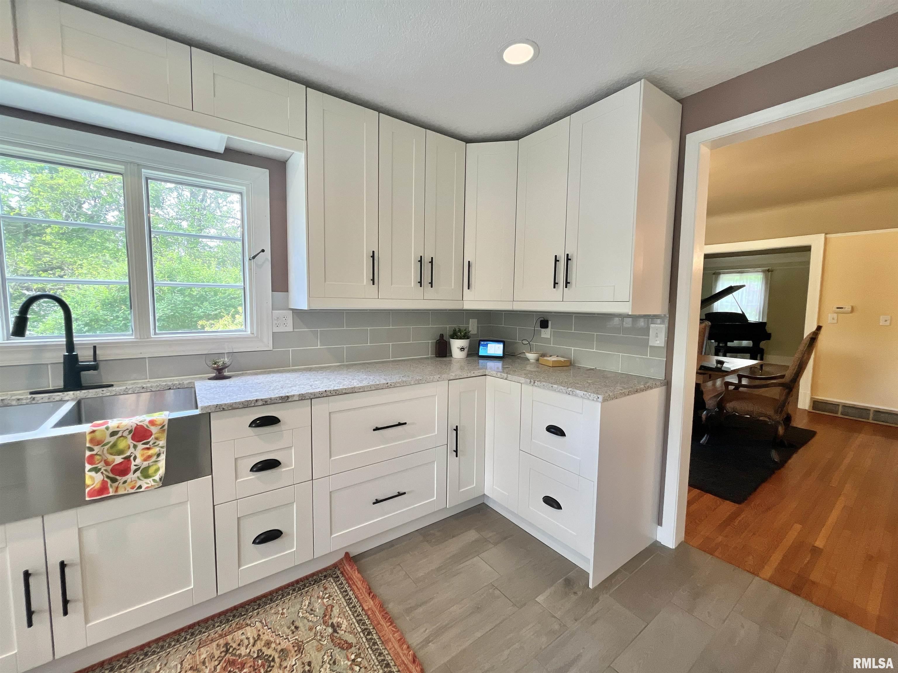 613 N Orange Street, Morrison, Illinois image 24