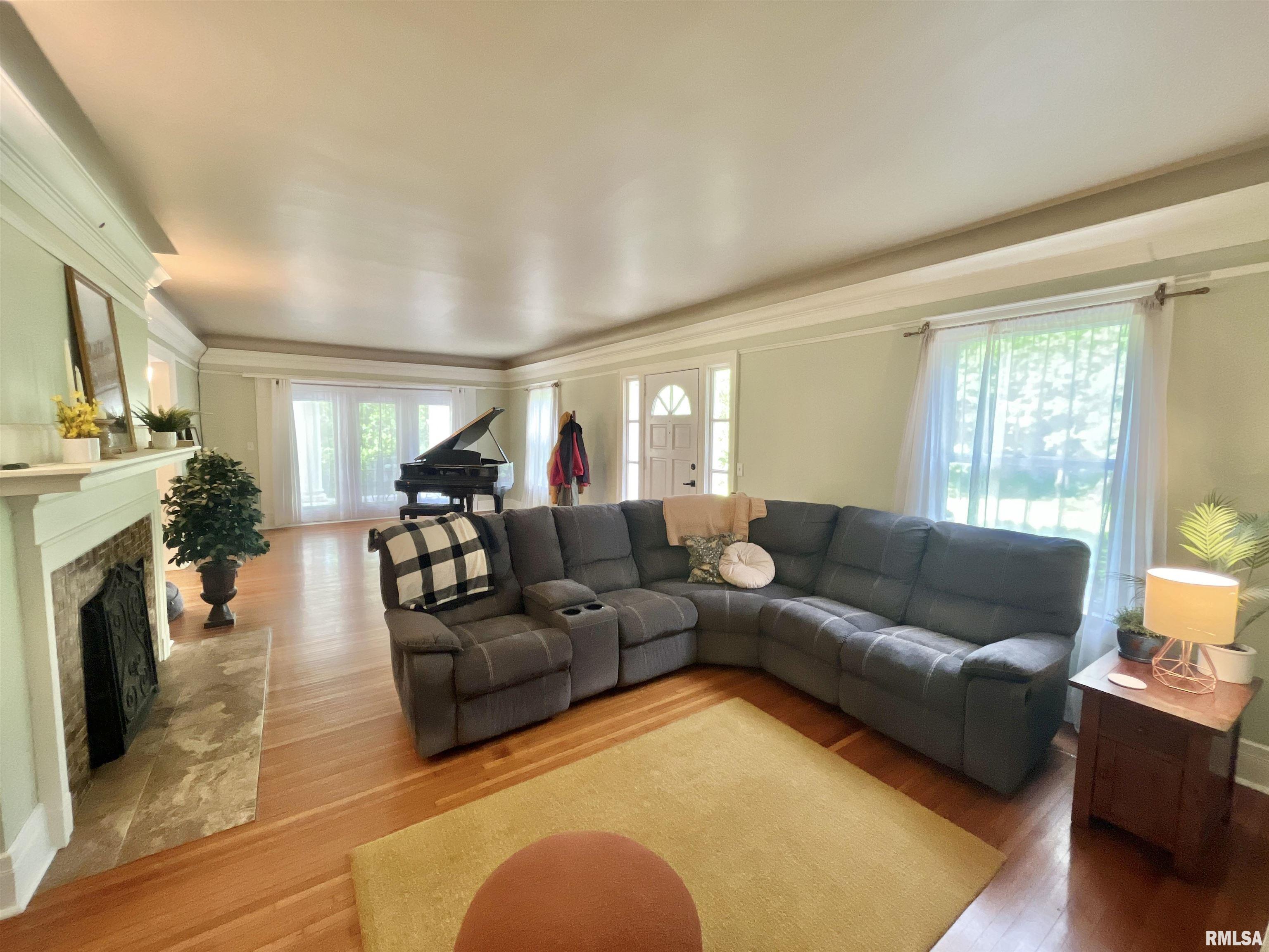 613 N Orange Street, Morrison, Illinois image 12