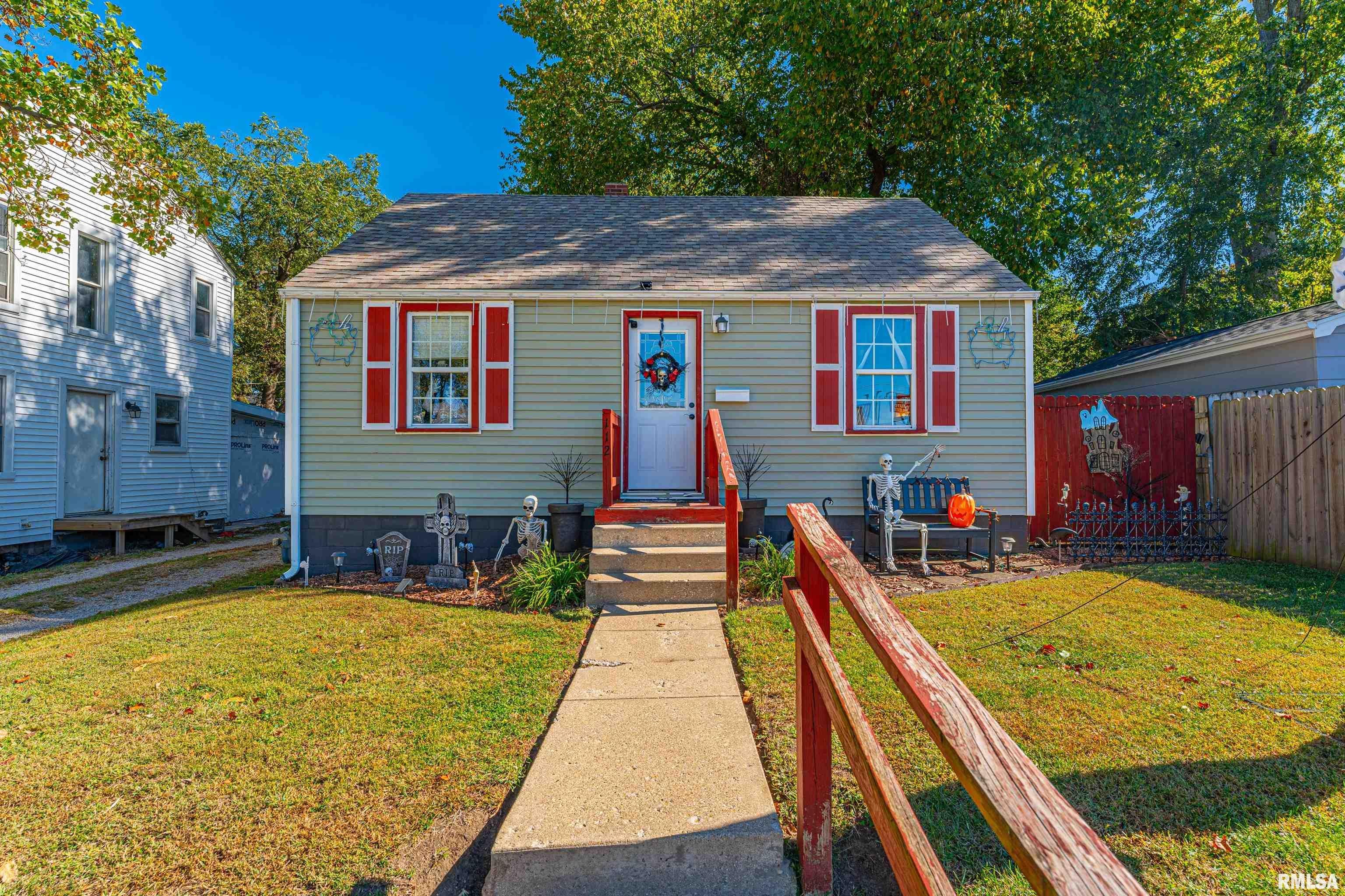 112 PALMER Avenue