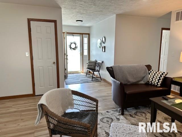 30 Catalina Court, Jacksonville, Illinois image 4