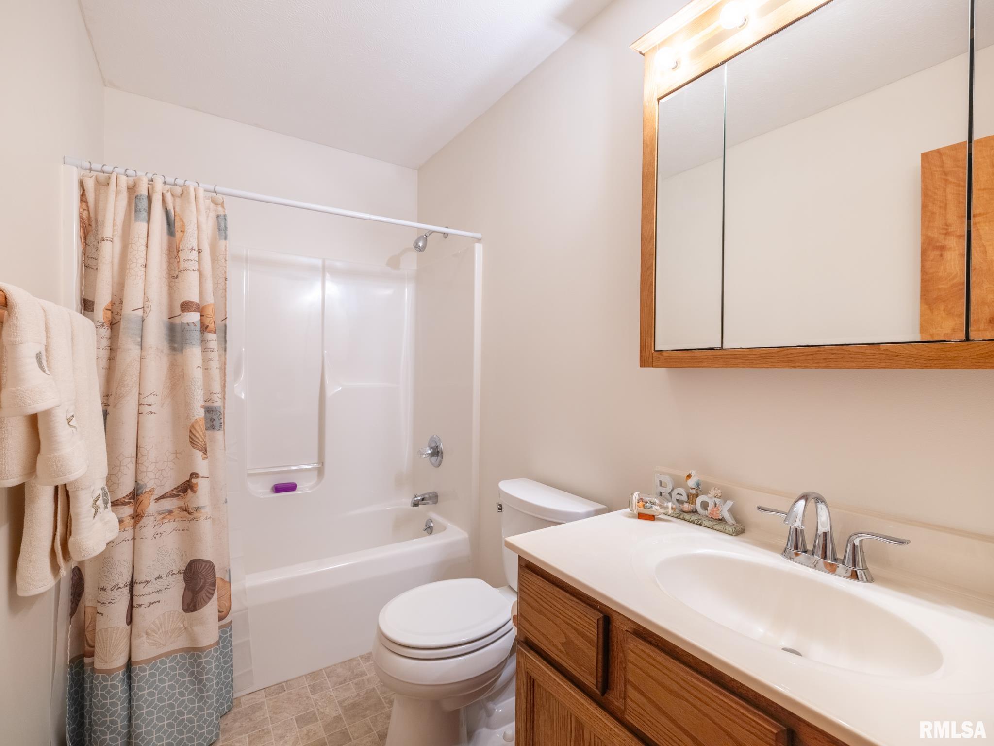 401 Morton Street, Creve Coeur, Illinois image 29