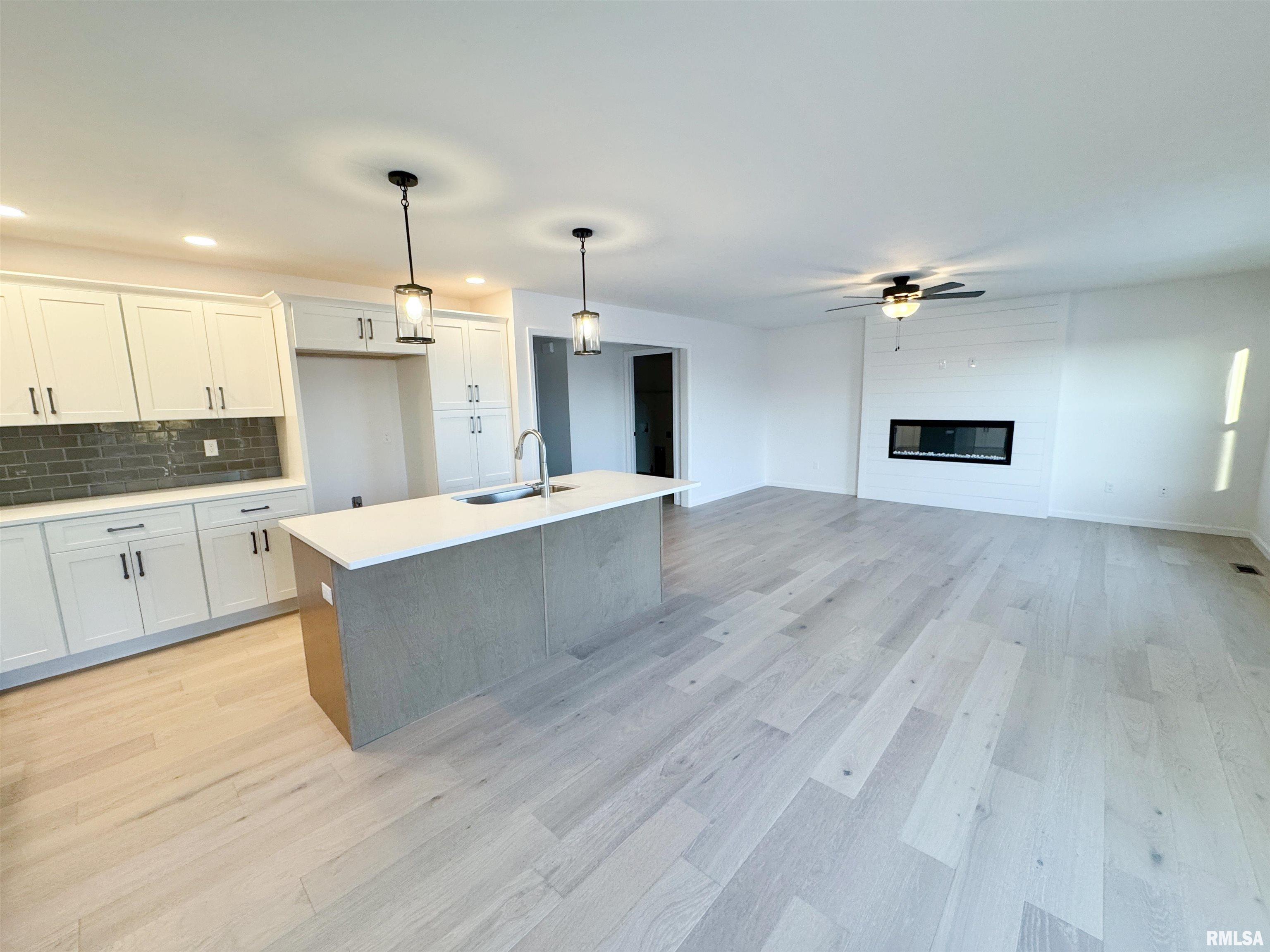 4014 W Fiona Way, Dunlap, Illinois image 18