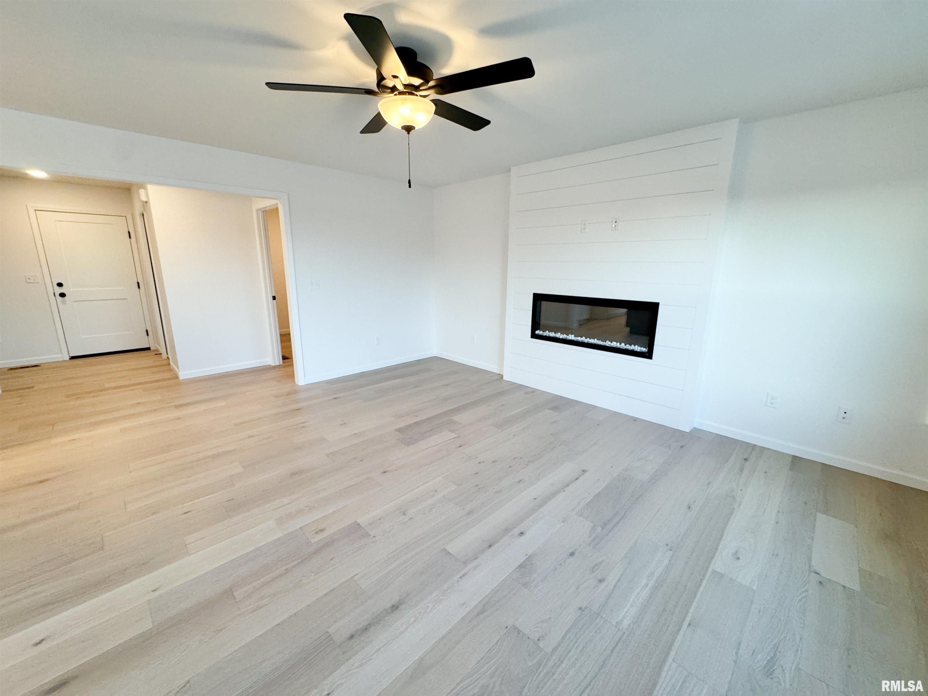 4014 W Fiona Way, Dunlap, Illinois image 17