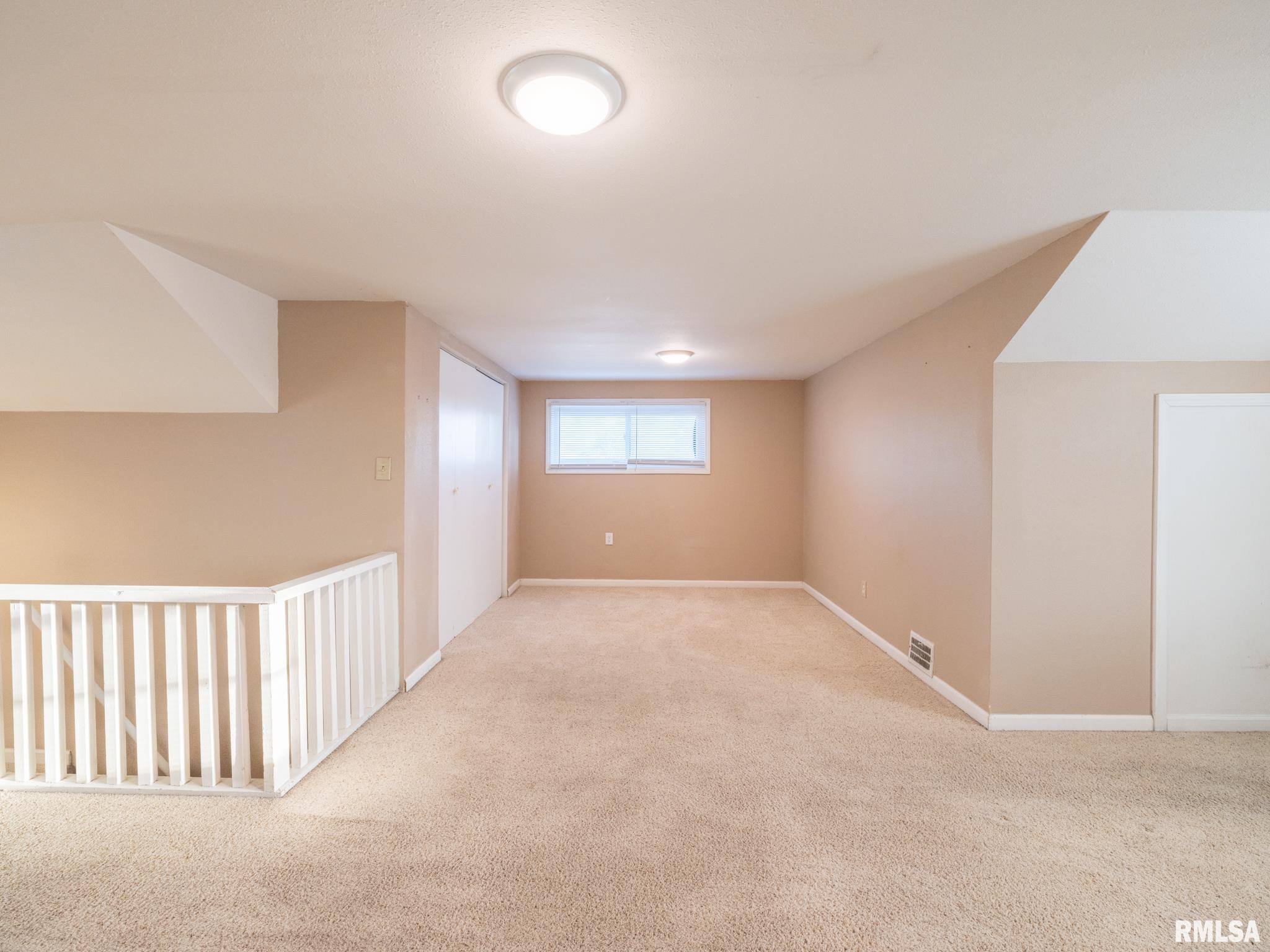 516 E Sciota Avenue, Peoria Heights, Illinois image 38