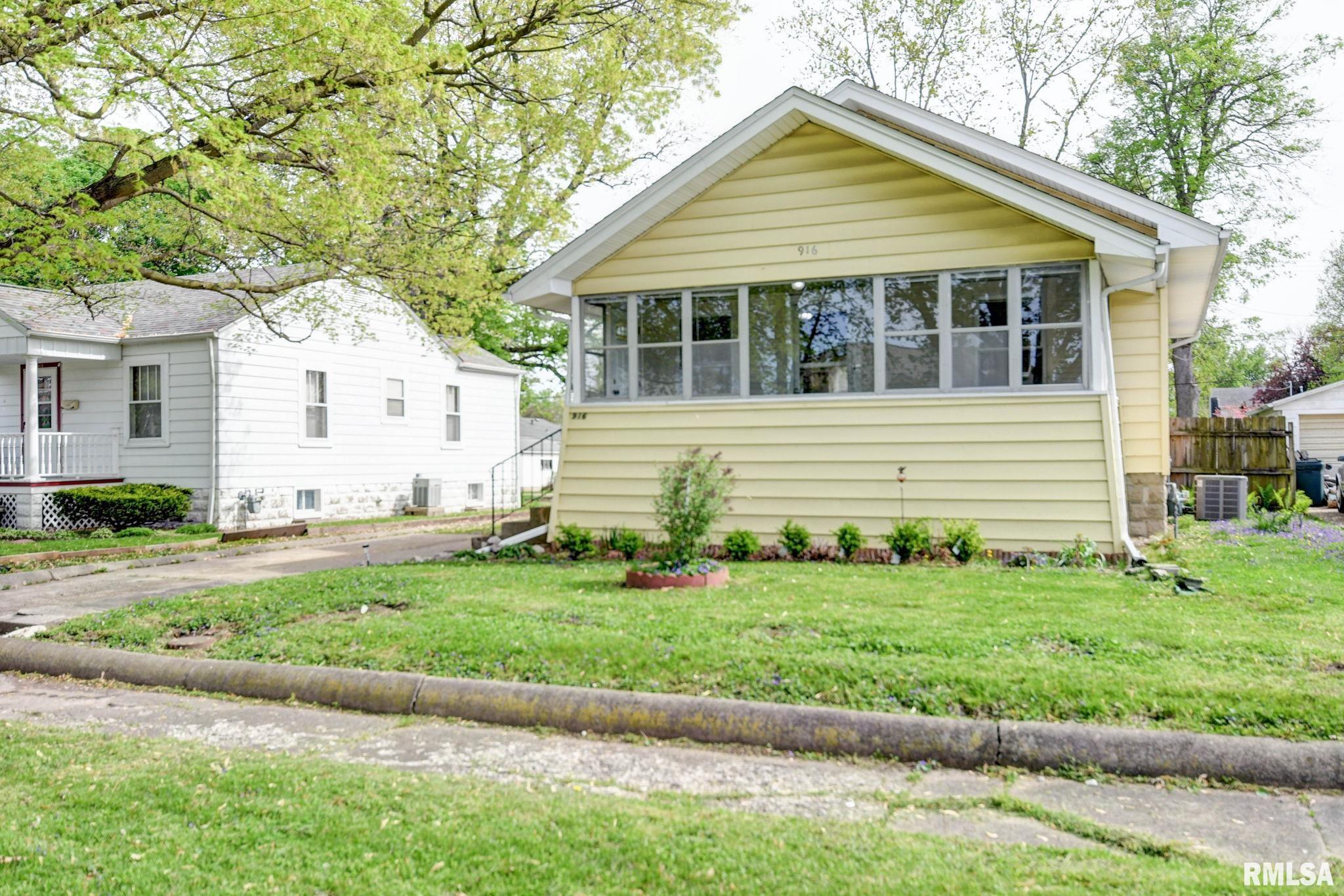 916 W Park Boulevard, Taylorville, Illinois image 12