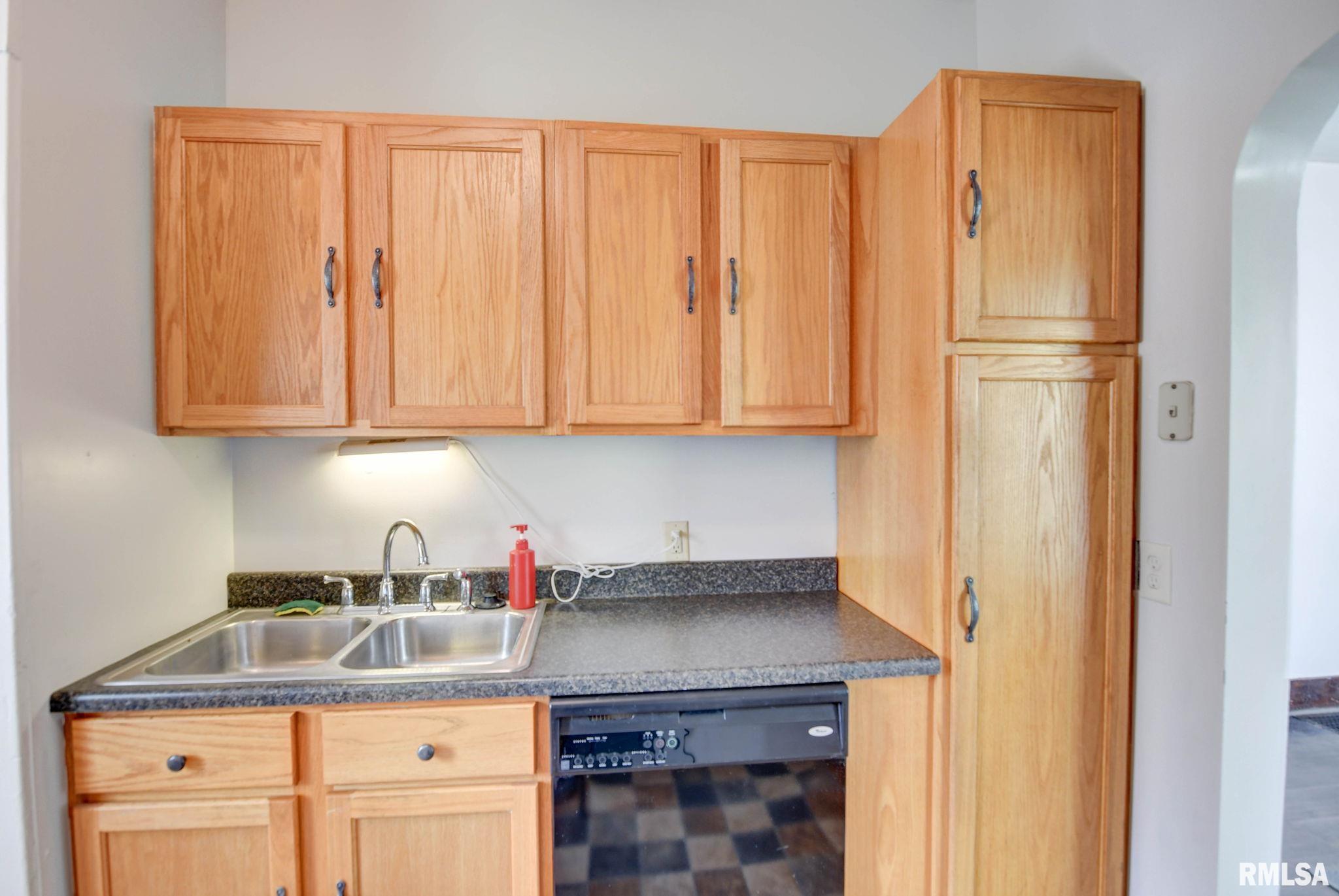 916 W Park Boulevard, Taylorville, Illinois image 35