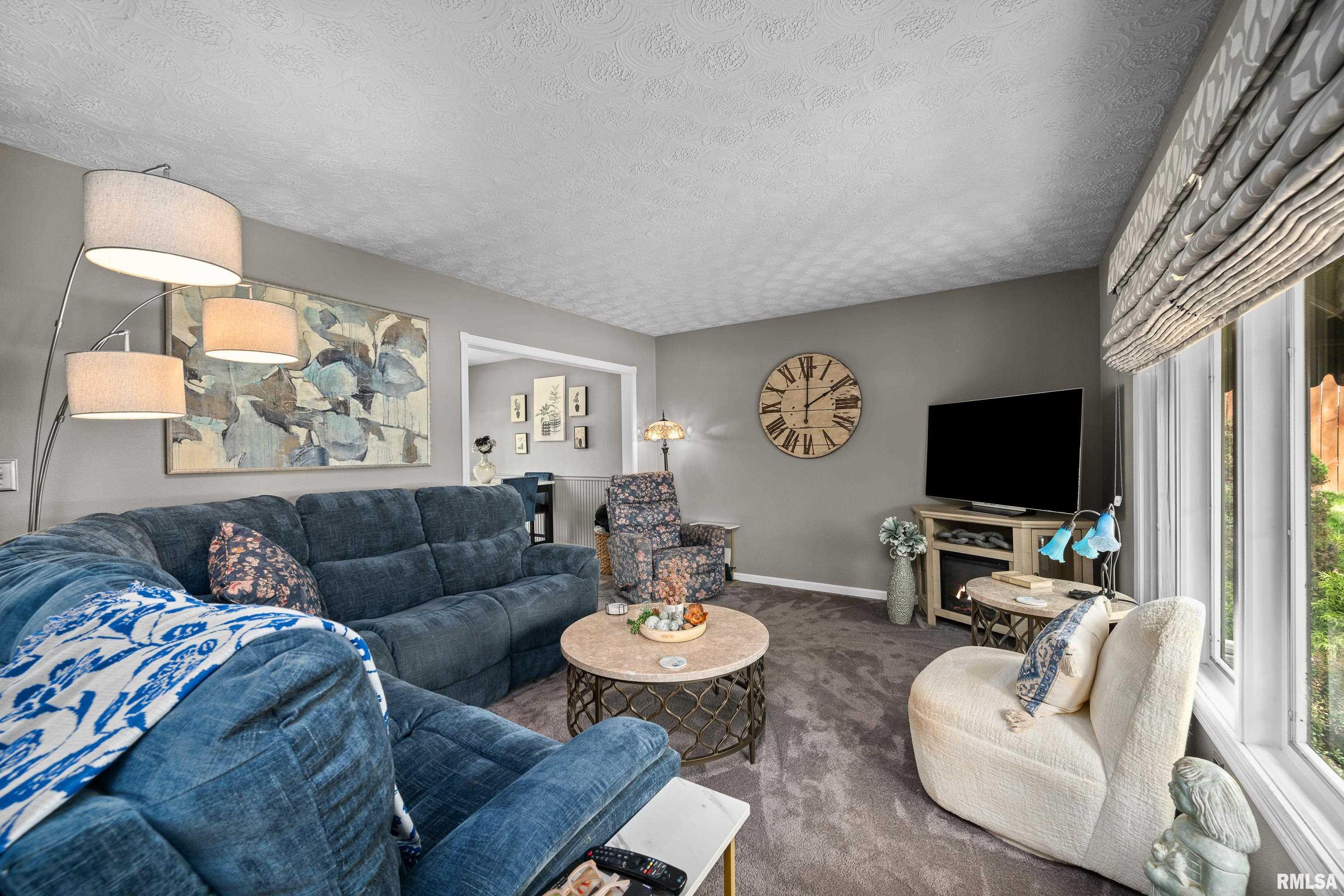 2512 W 45th Street, Davenport, Iowa image 3