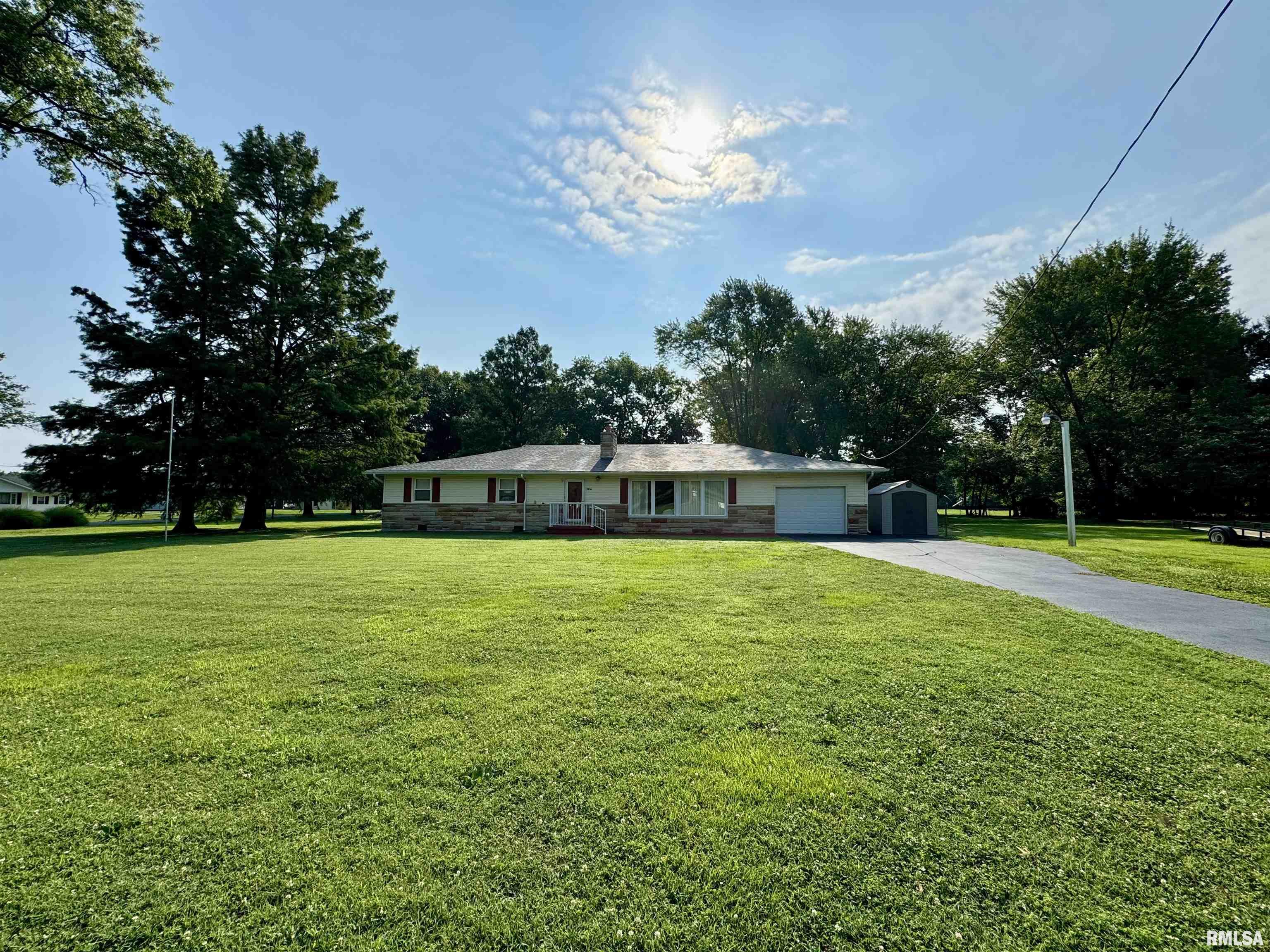 2916 N 12th Street, Herrin, Illinois image 2