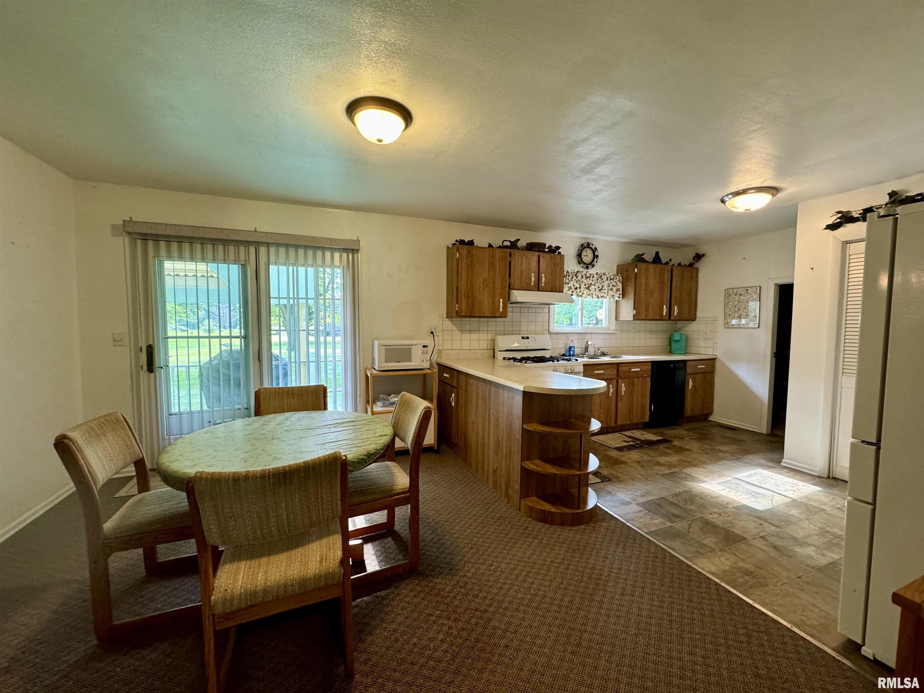 2916 N 12th Street, Herrin, Illinois image 8