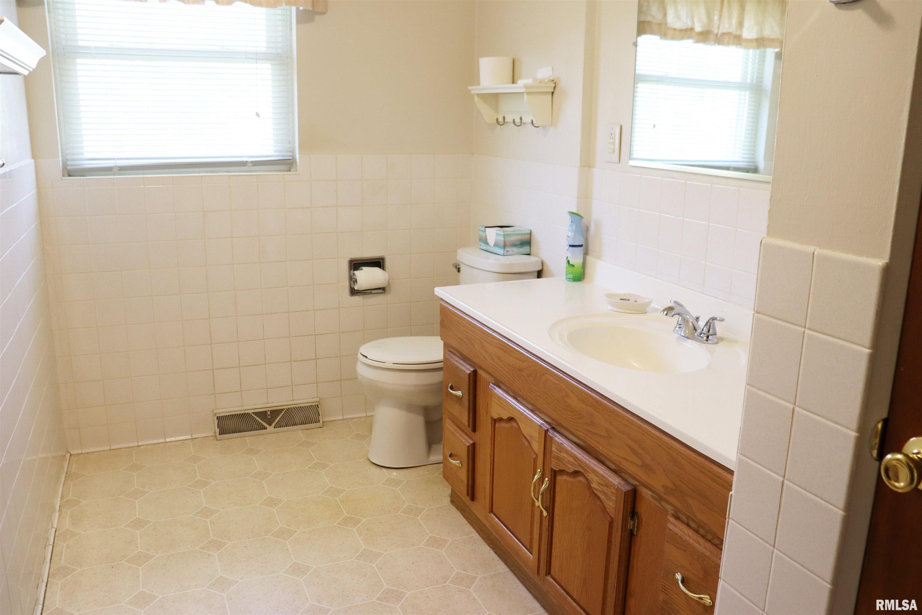 1015 N Mcmullen Road, Bartonville, Illinois image 22