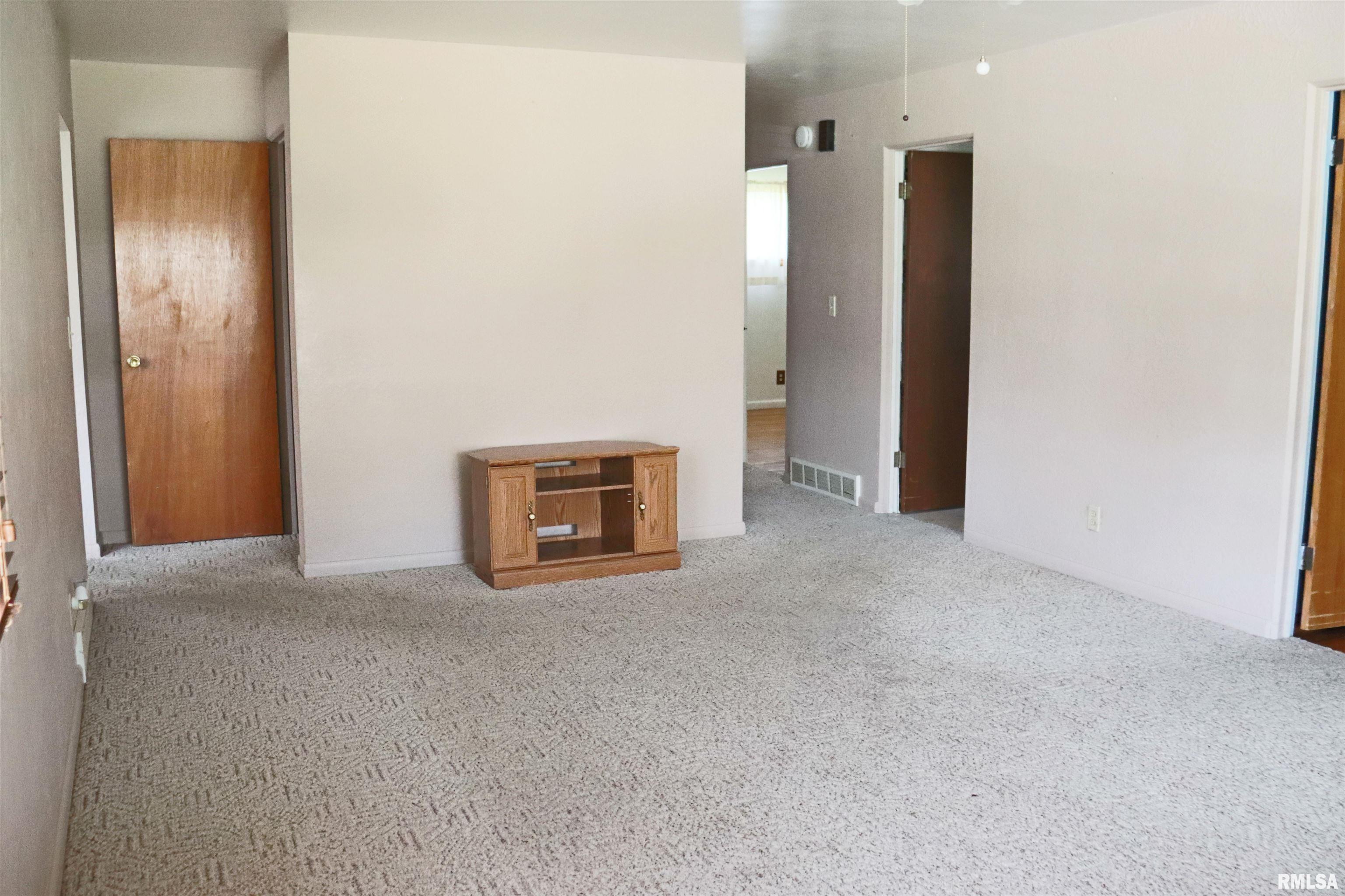 1015 N Mcmullen Road, Bartonville, Illinois image 9