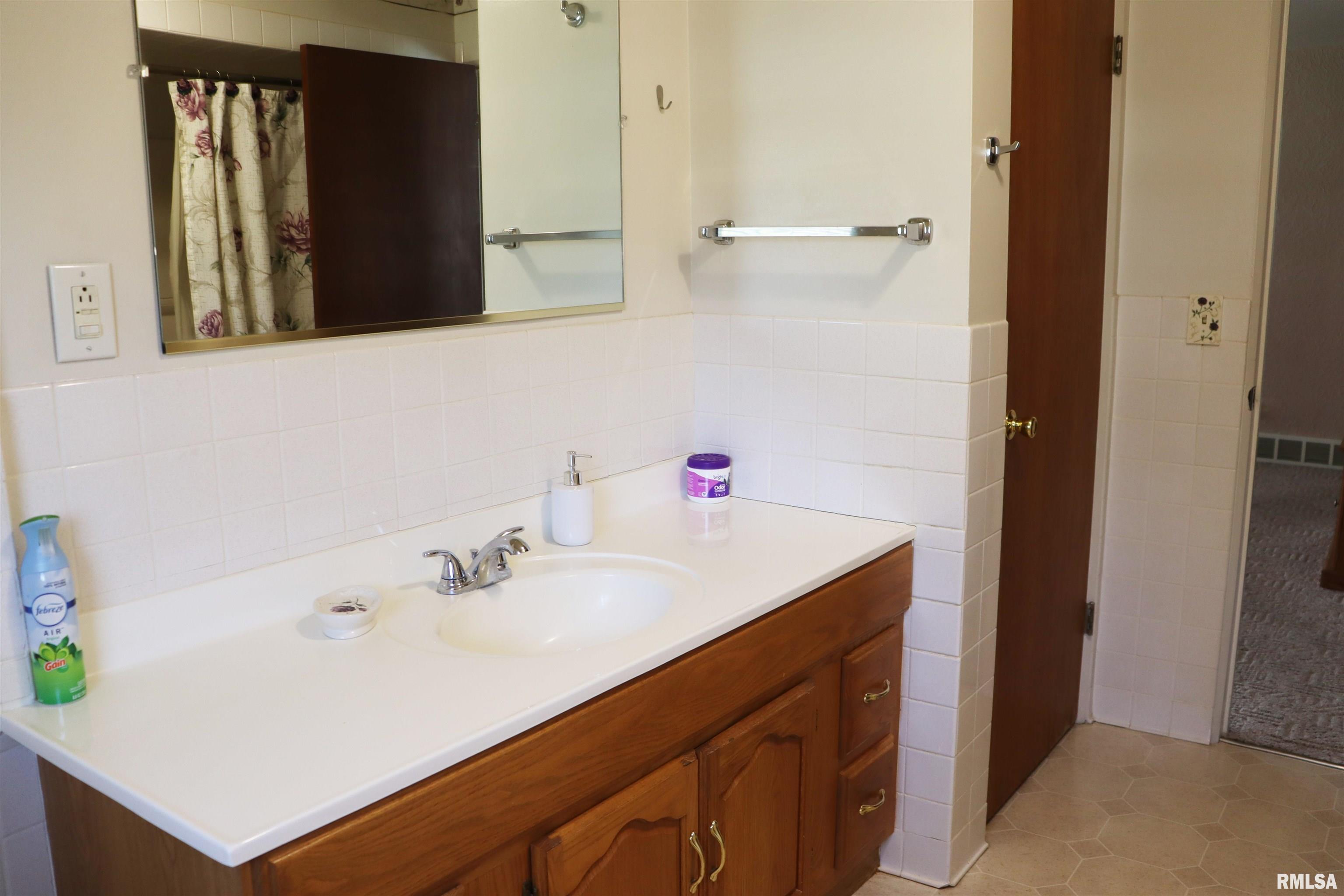 1015 N Mcmullen Road, Bartonville, Illinois image 23