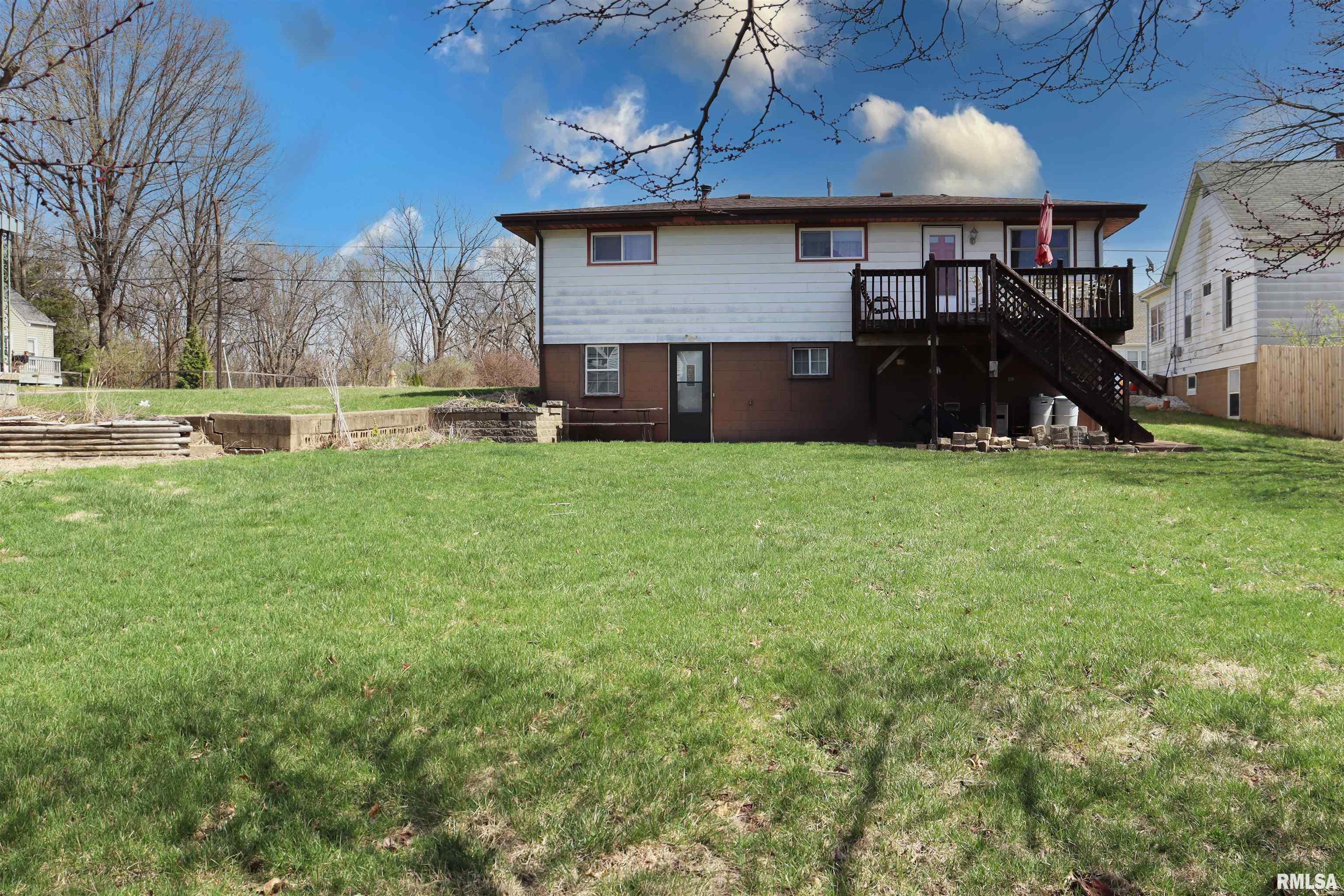 1015 N Mcmullen Road, Bartonville, Illinois image 3