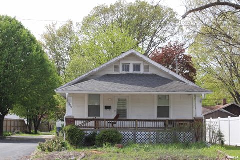 Homes For Sale - 1509 S Macarthur Boulevard<br/> Sangamon County, Springfield, IL 62704