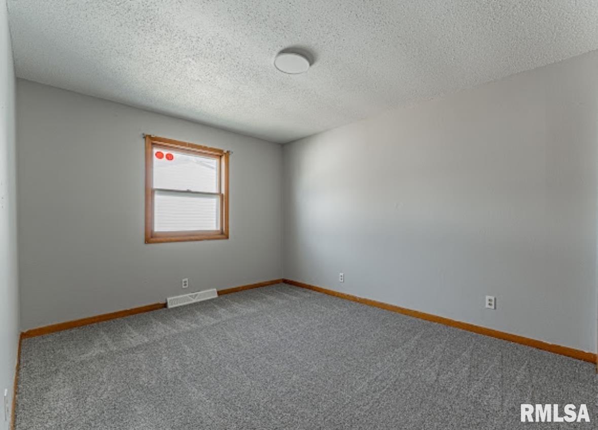 181 9th Street, Lincoln, Illinois image 17