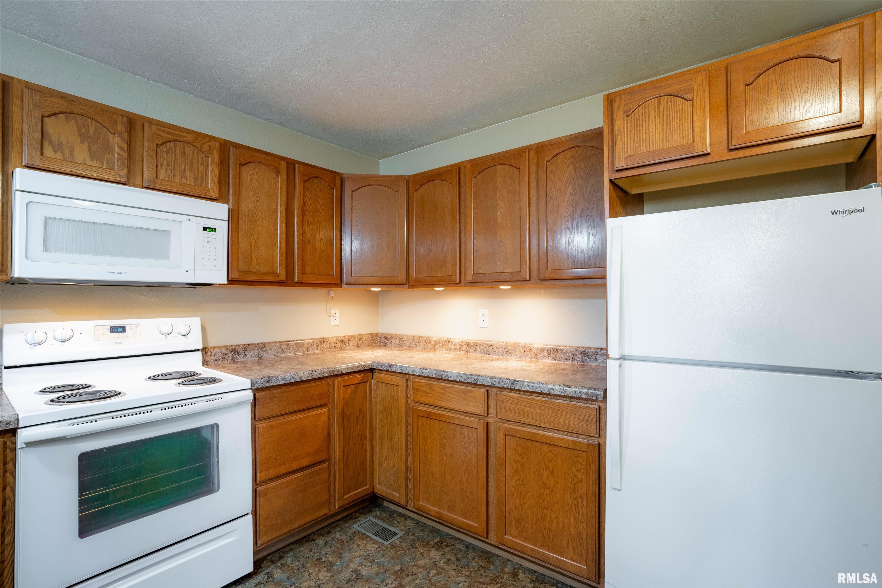 12855 Cleveland Lane, Pittsburg, Illinois image 11