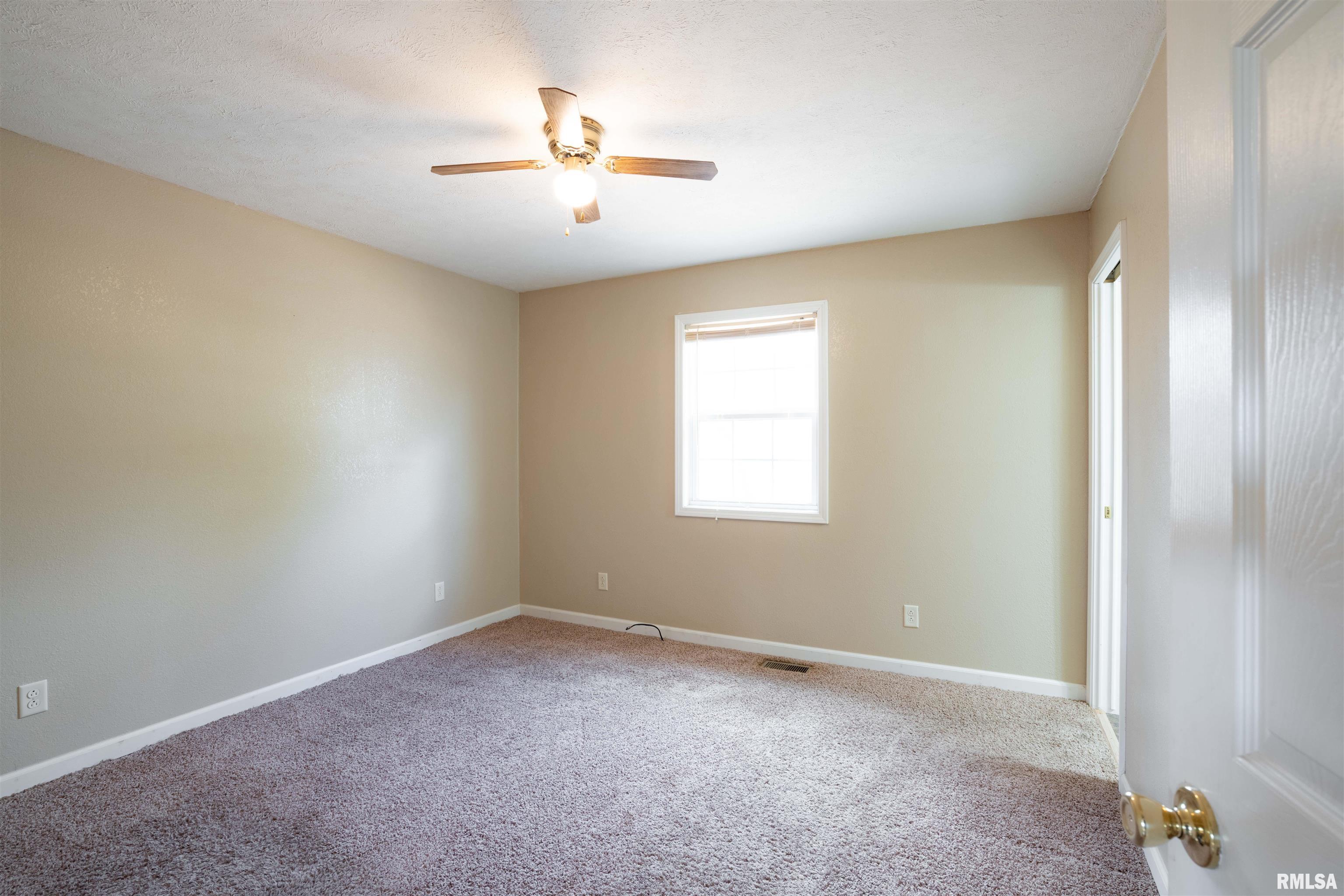 12855 Cleveland Lane, Pittsburg, Illinois image 15