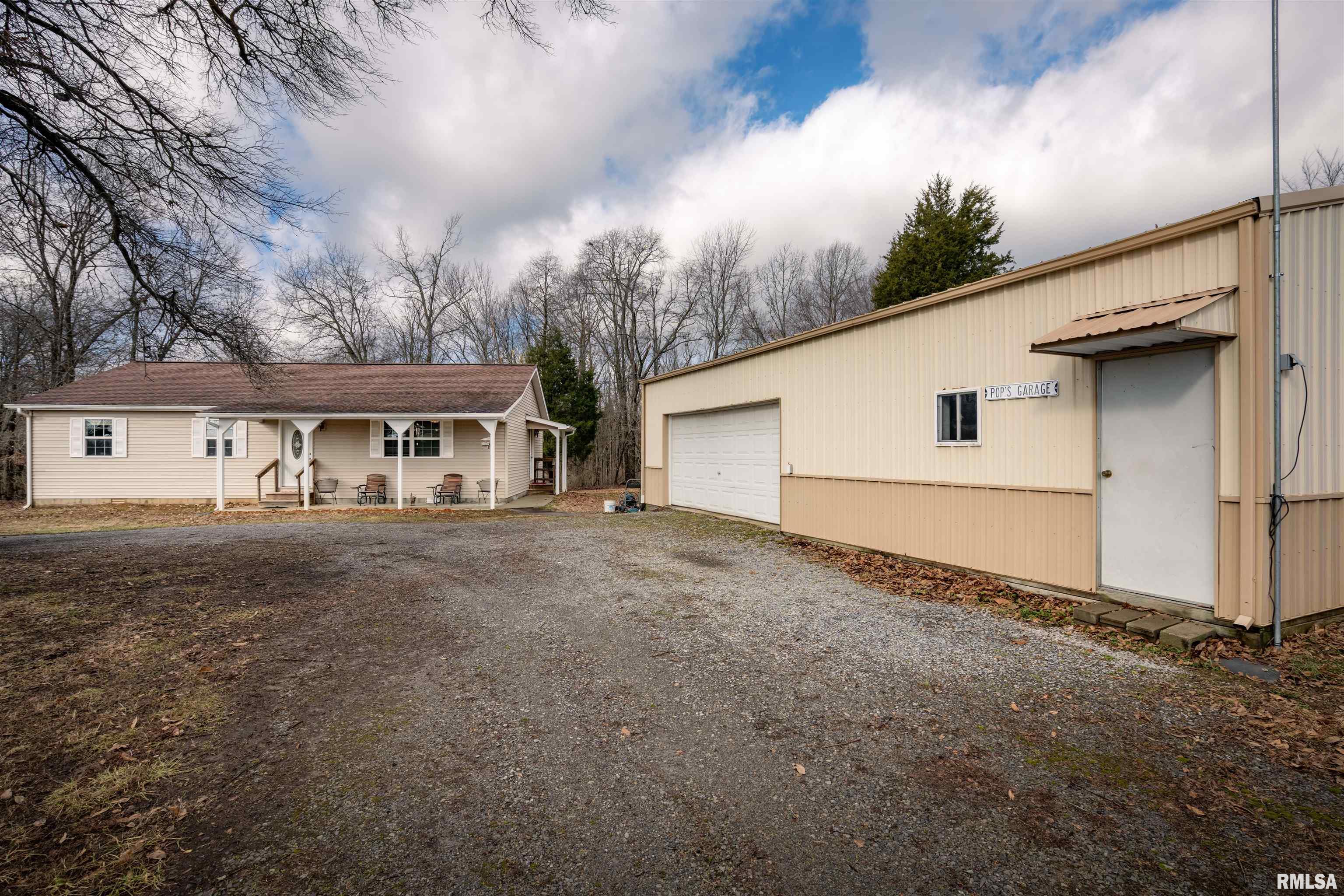 12855 Cleveland Lane, Pittsburg, Illinois image 3