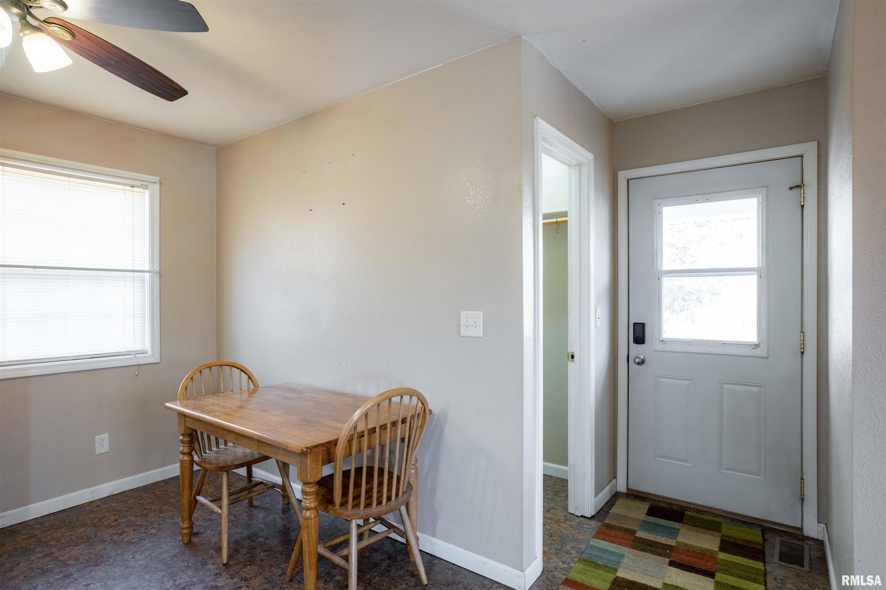 12855 Cleveland Lane, Pittsburg, Illinois image 12