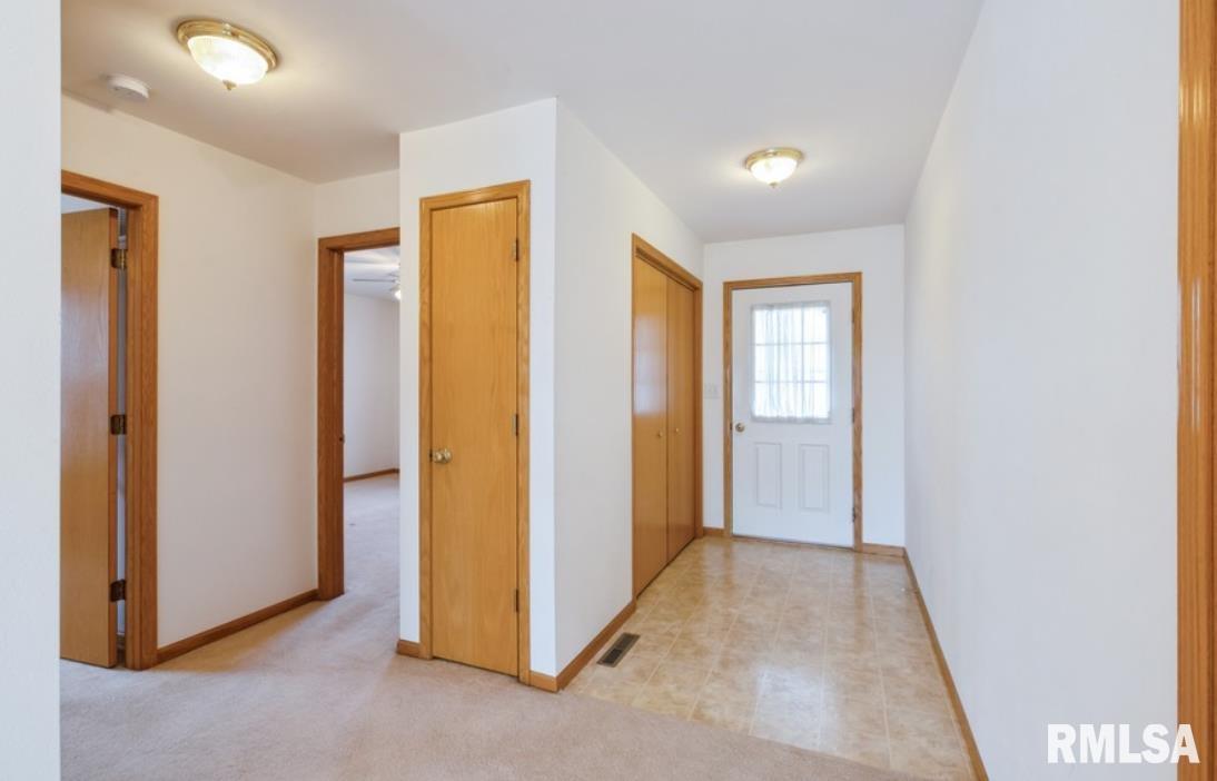 709 W Farmland Drive #B, Maquoketa, Iowa image 16