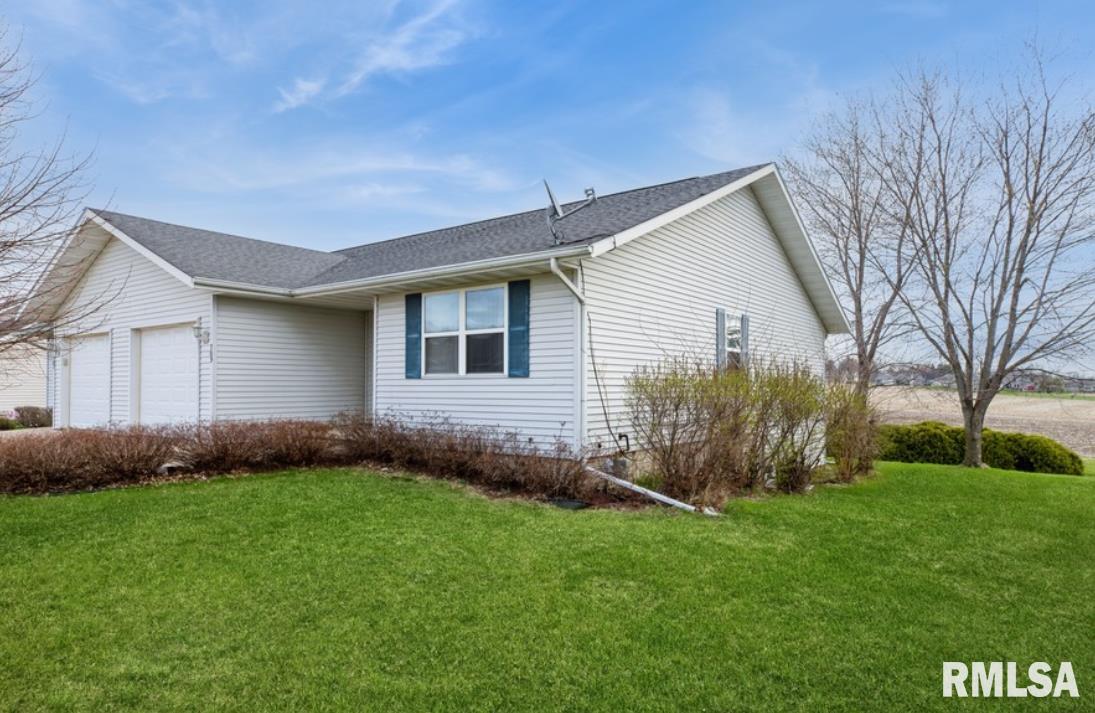 709 W Farmland Drive #B, Maquoketa, Iowa image 2