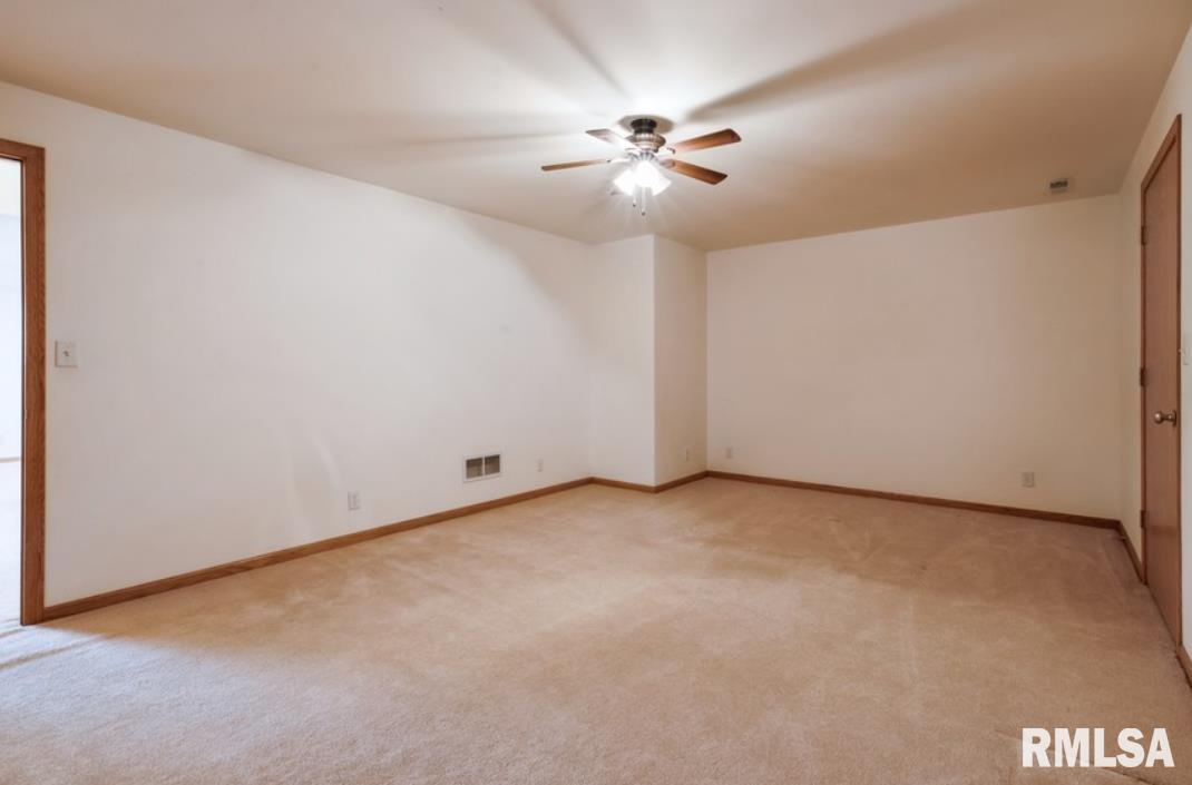 709 W Farmland Drive #B, Maquoketa, Iowa image 26